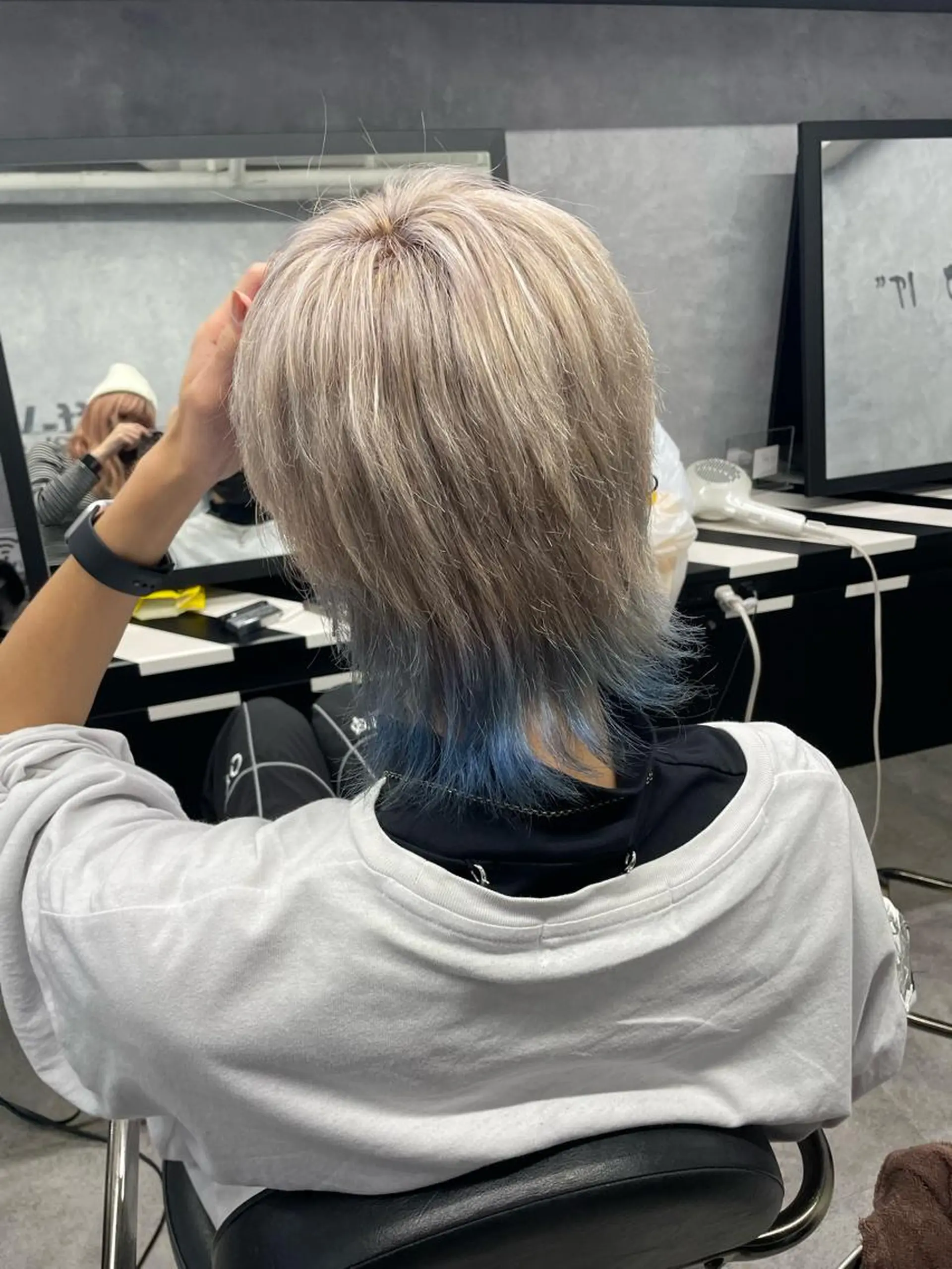 メンズ Cielro/ダブル カラー/西田咲希のヘアスタイル