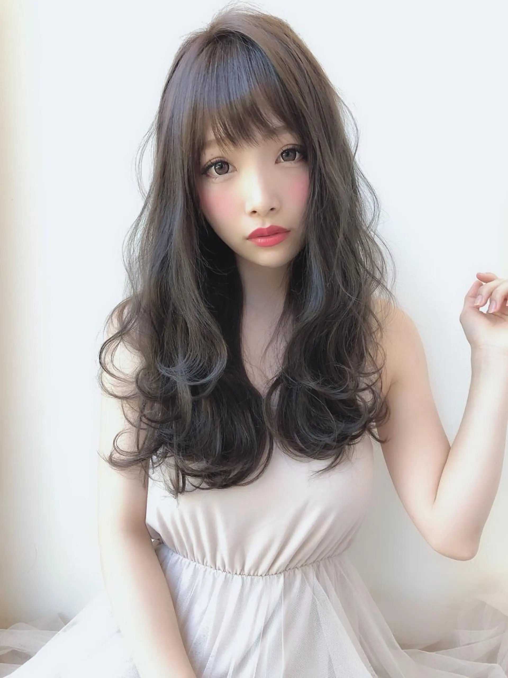 カット ヘアカラー トリートメント ボンドストーリーノヴァ所属・縮毛矯正・髪質改善 ❣️三浦正也のヘアスタイル