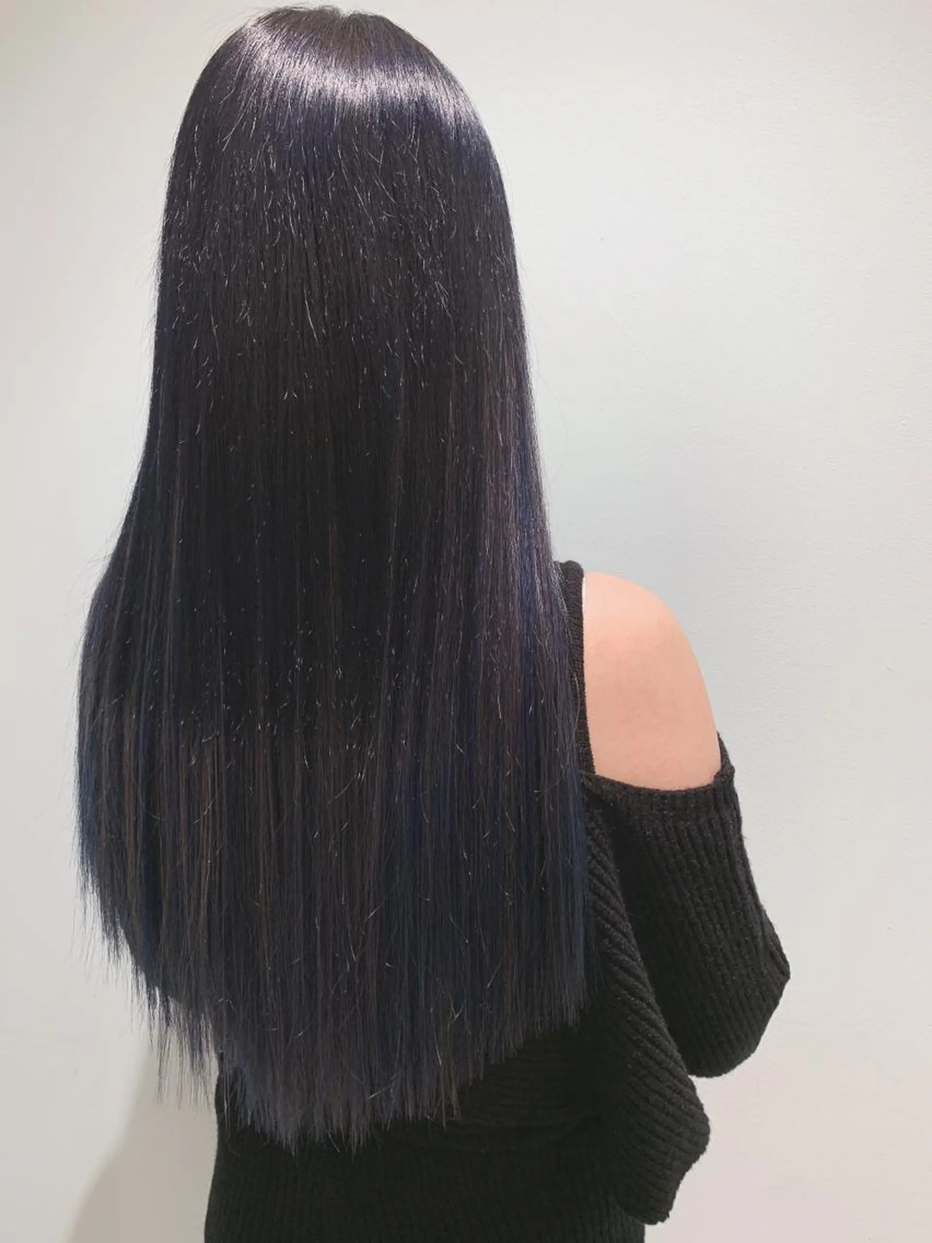 ロング カラー ヘアアレンジ 黒髪 ブルーカラー ブルーブラック ネイビーカラー エクステ stylist Yukieのヘアスタイル