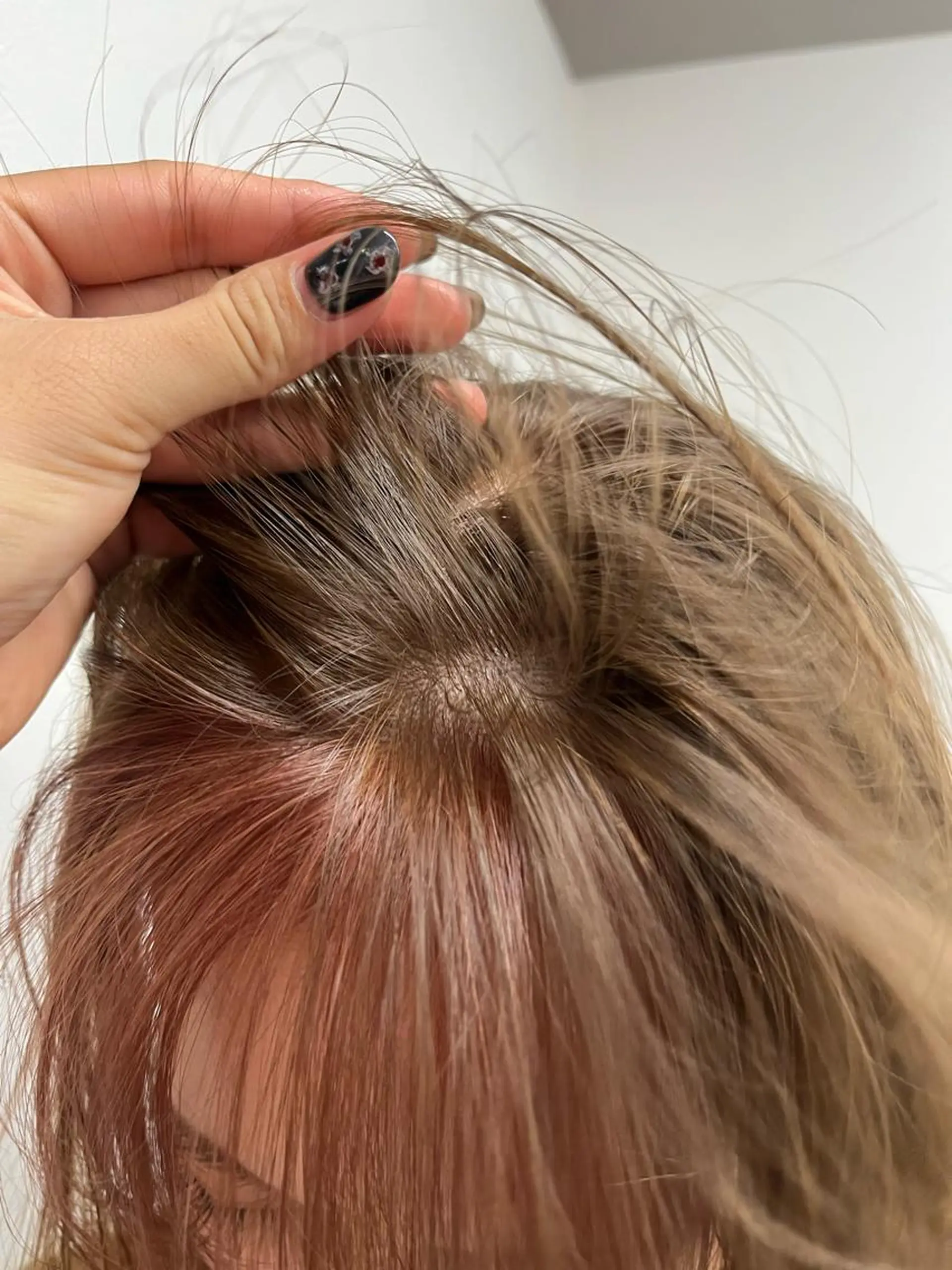 カラー aya/ブリーチ/ ボブ/ショートのヘアスタイル