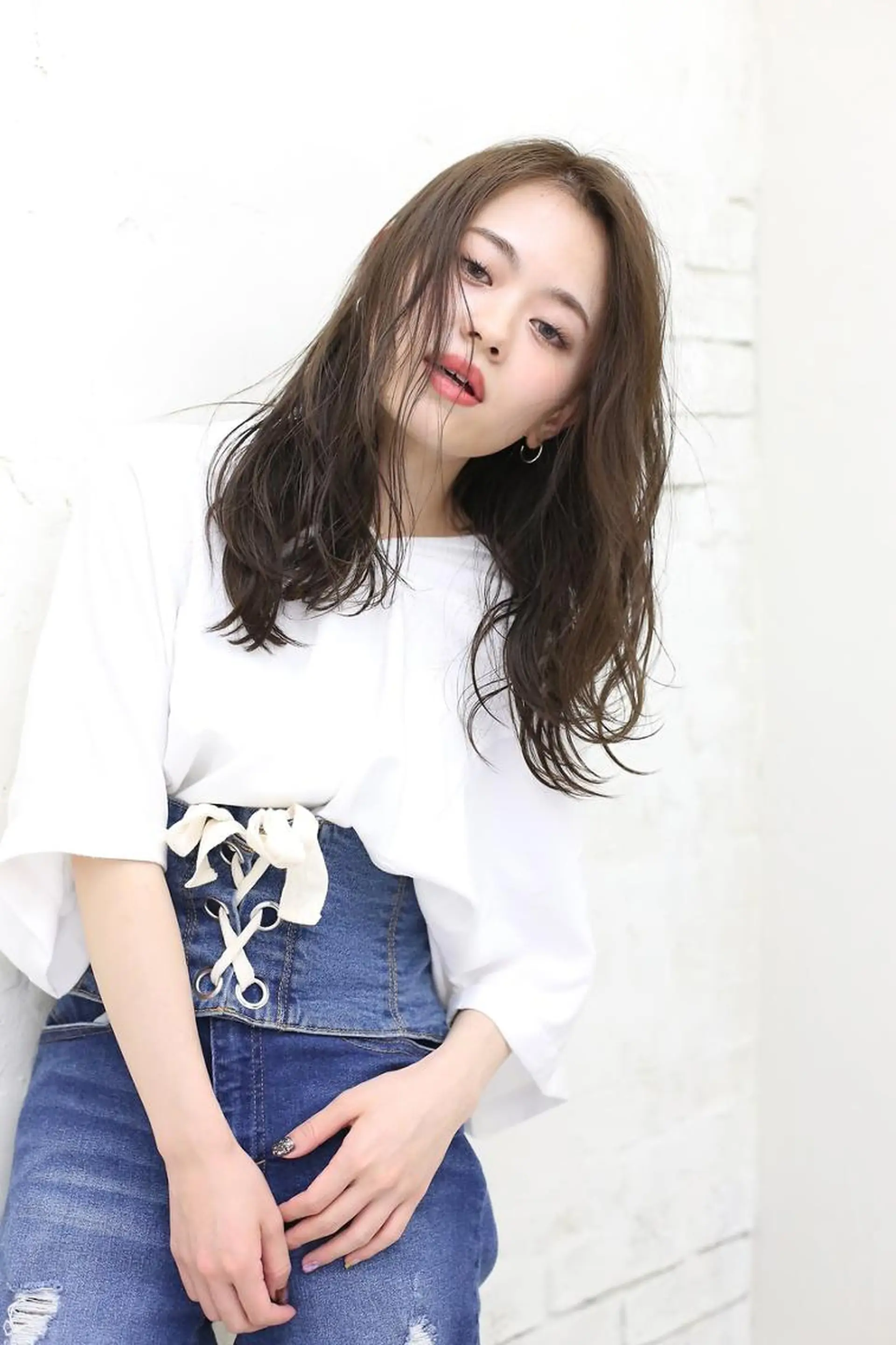 ミディアム 小林 永佳のヘアスタイル