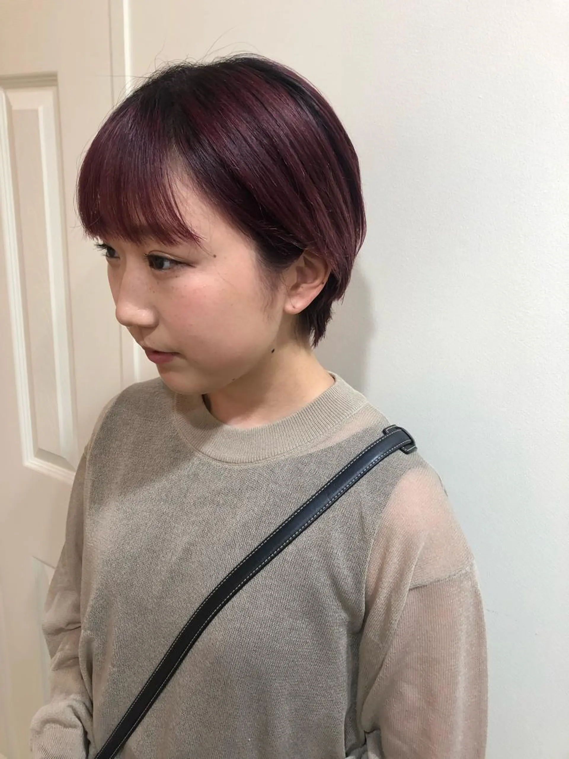 ショート カラー カット ヘアカラー トリートメント MIOベージュカラー 柔らかいカラーのヘアスタイル