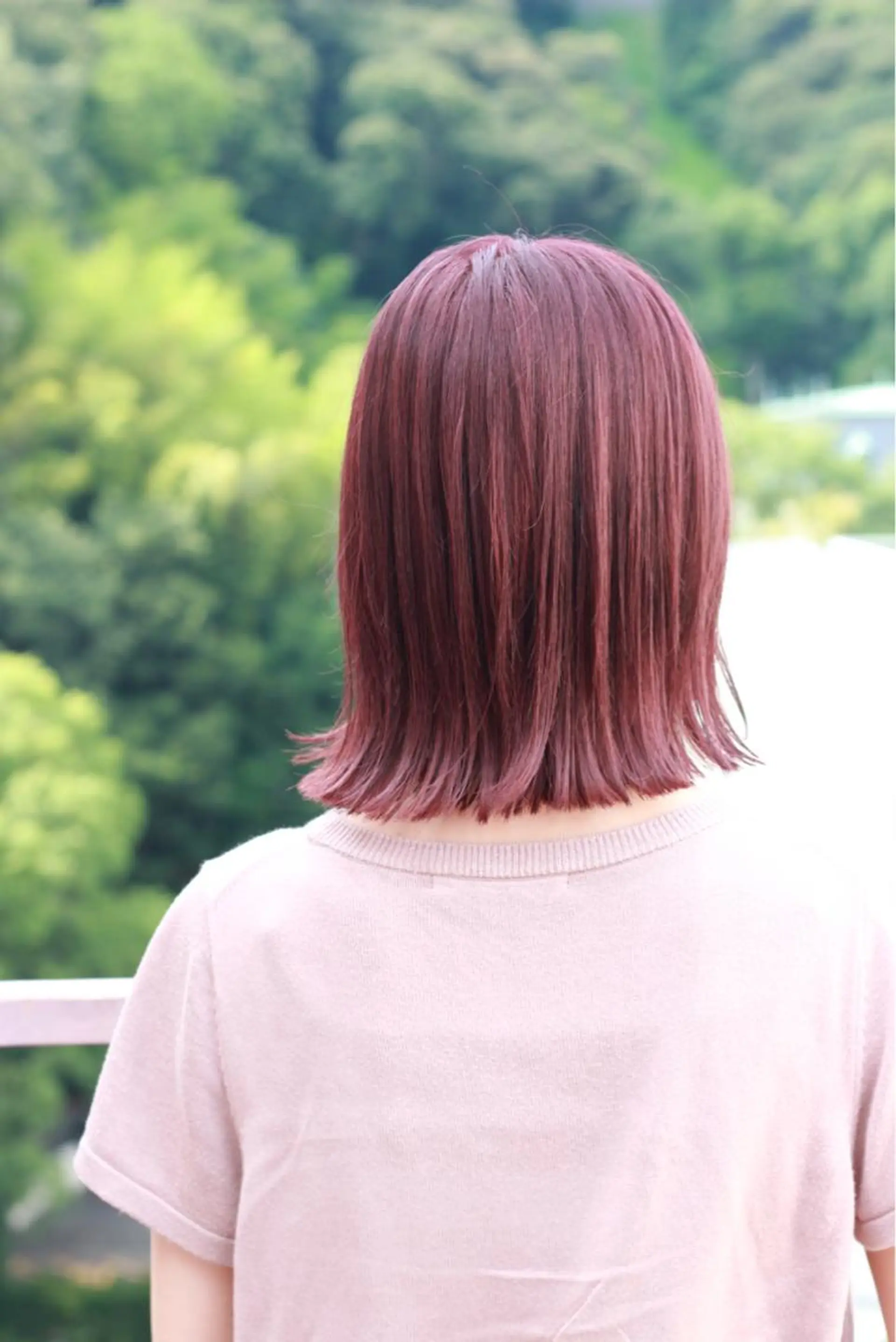 ミディアム カラー ピンクカラー ヘアカラー Viage （ビアージュ）のヘアスタイル