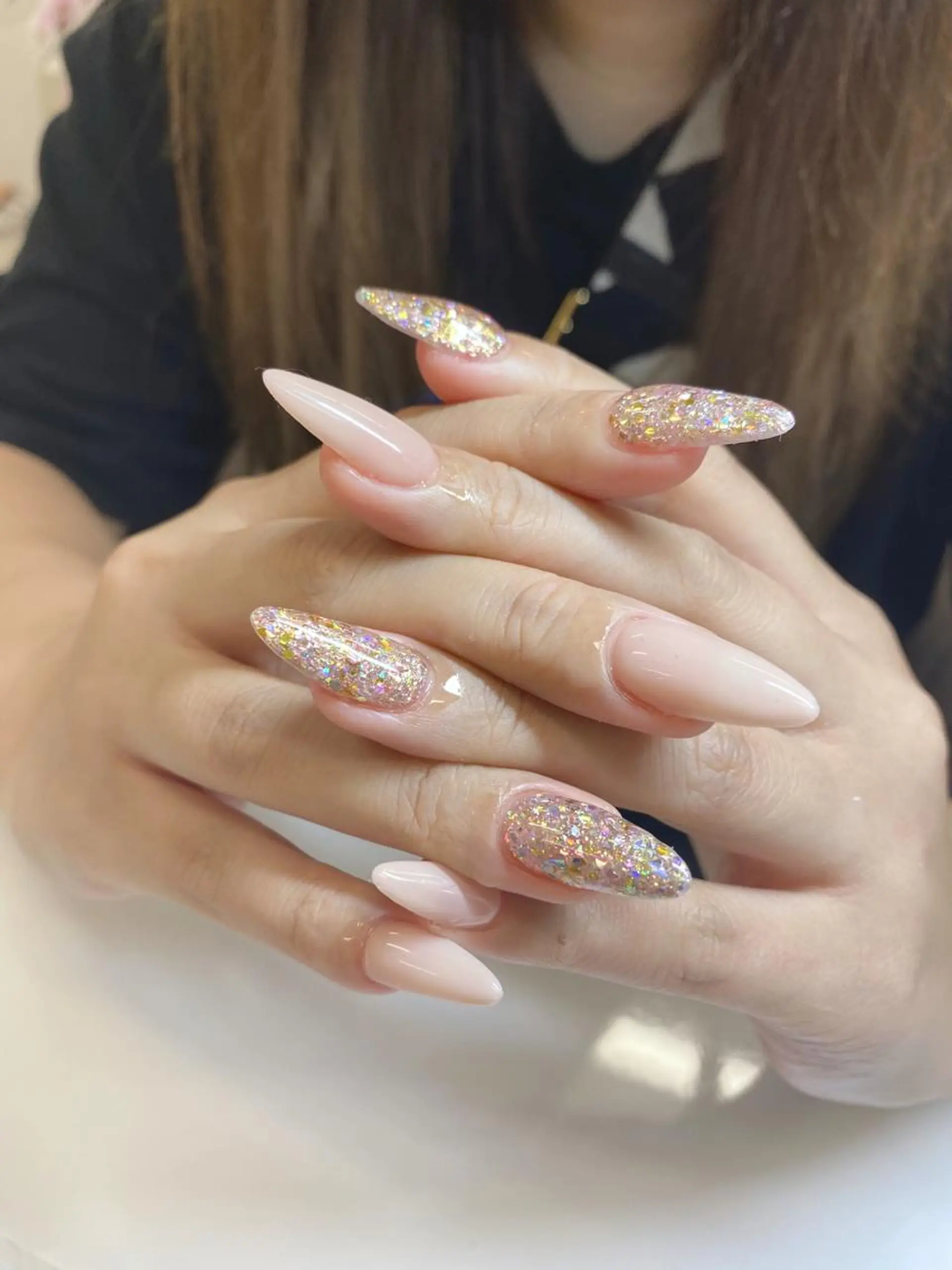 ネイル 長さ出し フットネイル フレンチネイル ジェルネイル ガラスフレンチ ハンドネイル salon Lilouのネイルデザイン