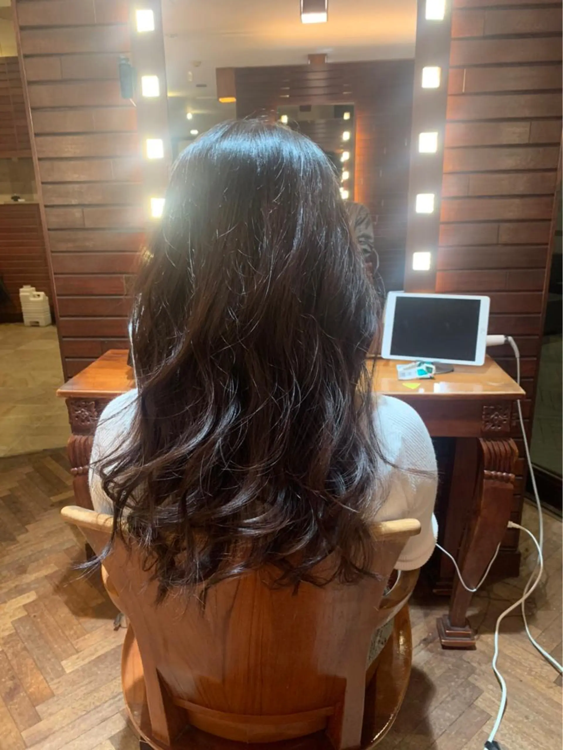 ロング ヘアアレンジ レイヤーカット stylist YUTOのヘアスタイル