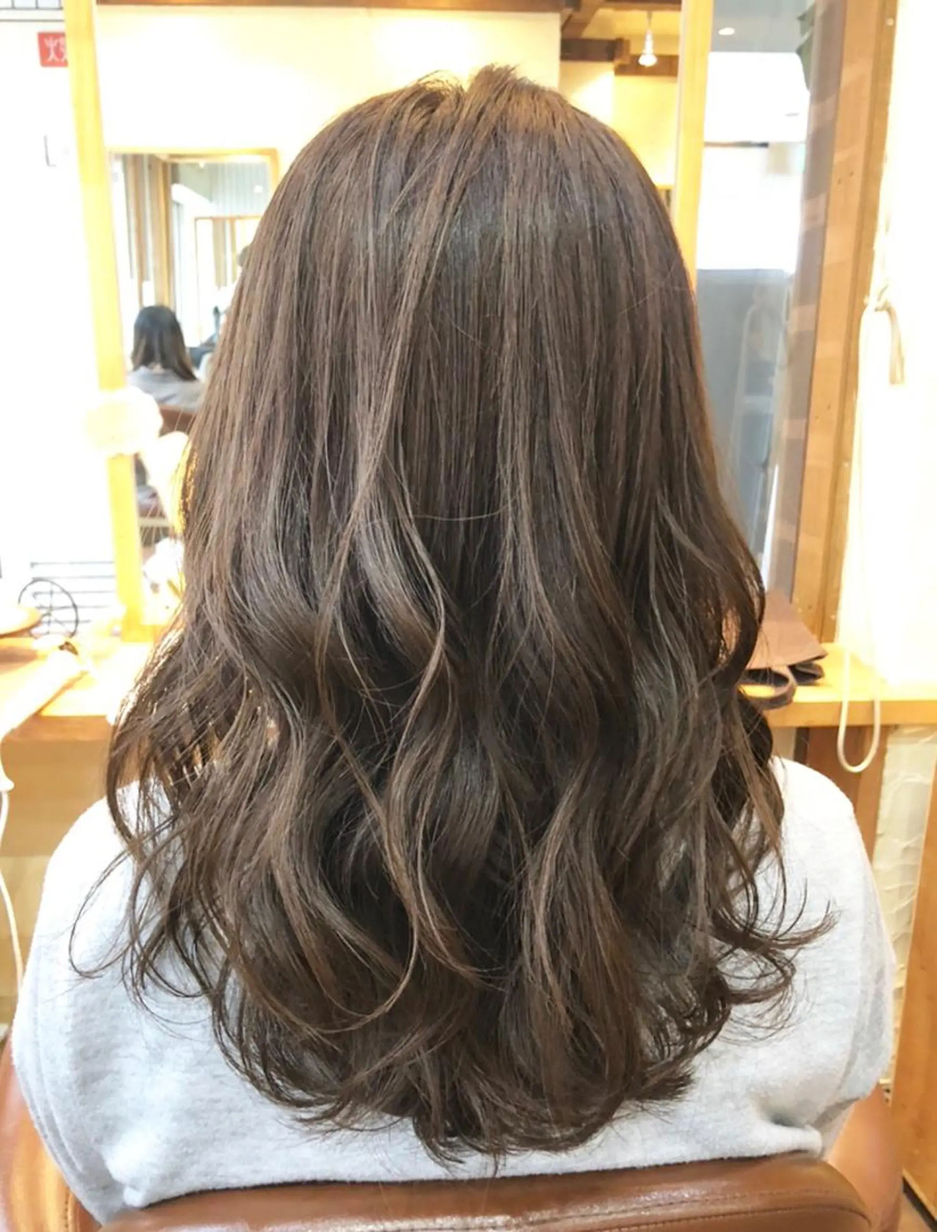 セミロング カラー ベージュカラー ✨🌿大人可愛い愛さ れhair🌿✨松本のヘアスタイル