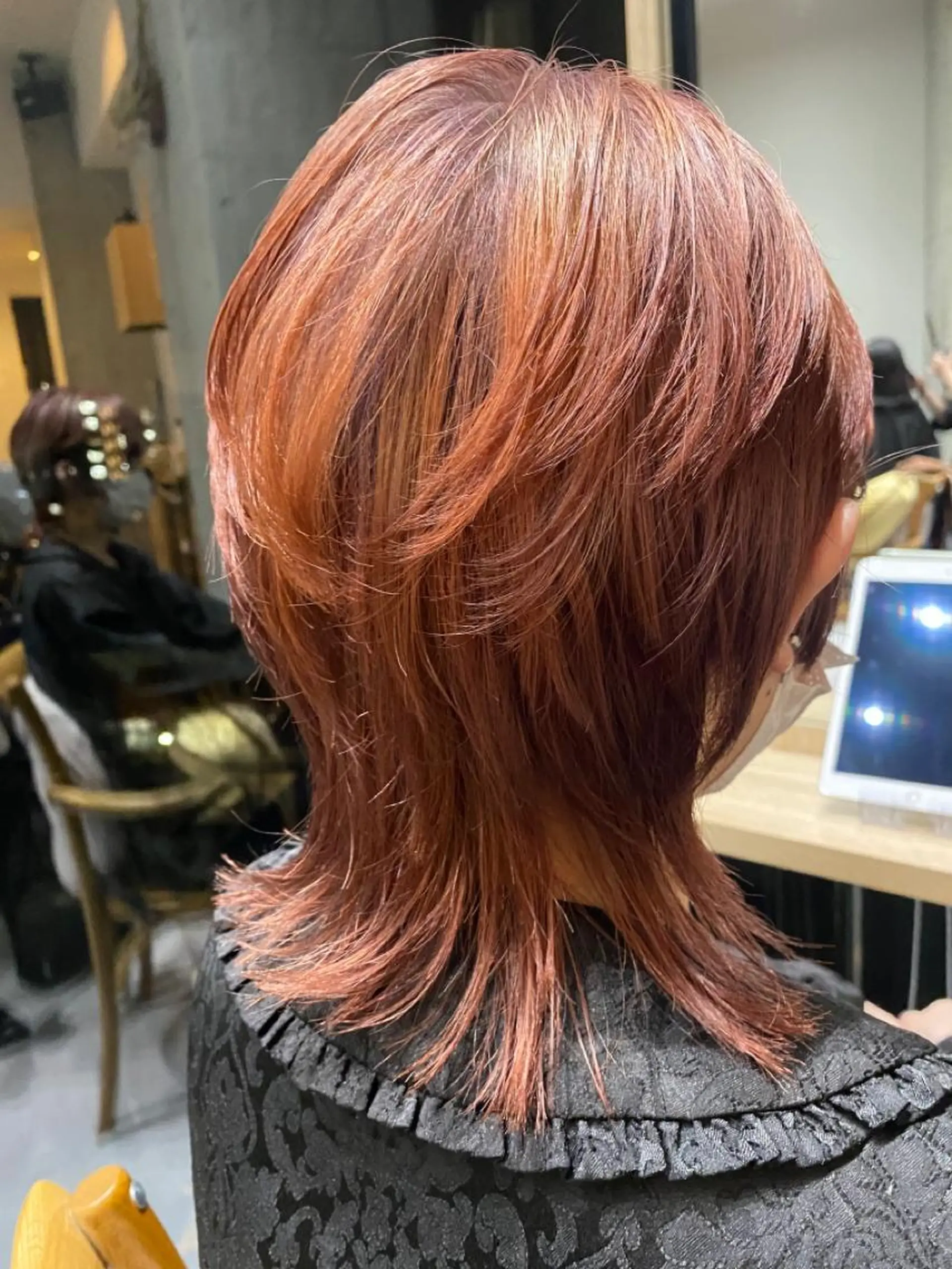 ミディアム カラー ヘアカラー トリートメント 似合う髪型が 分からない方へのヘアスタイル