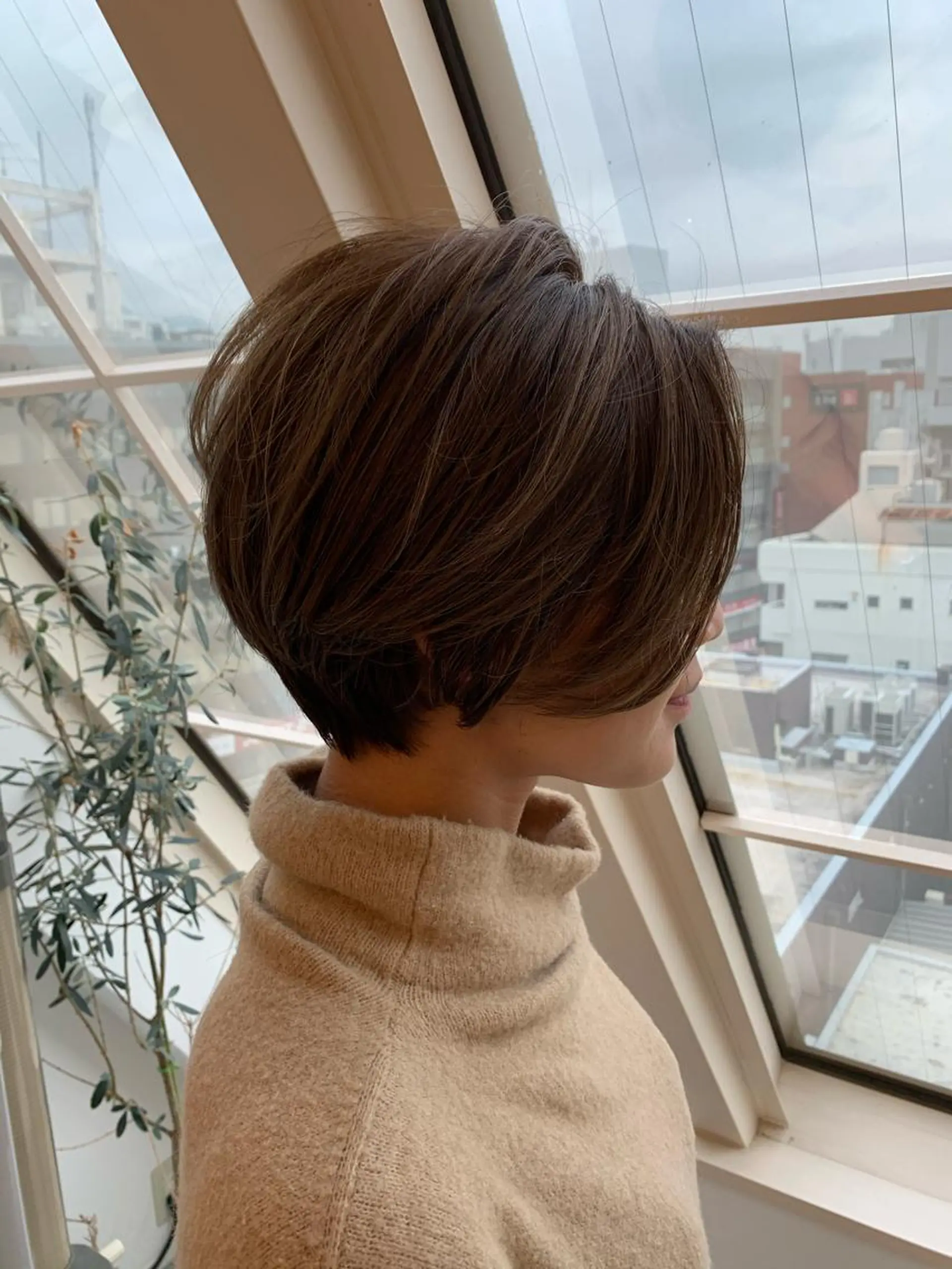 ショート カラー バレイヤージュ レイヤーカット ショートヘア 【S.BROOM】 店長　西川徹のヘアスタイル