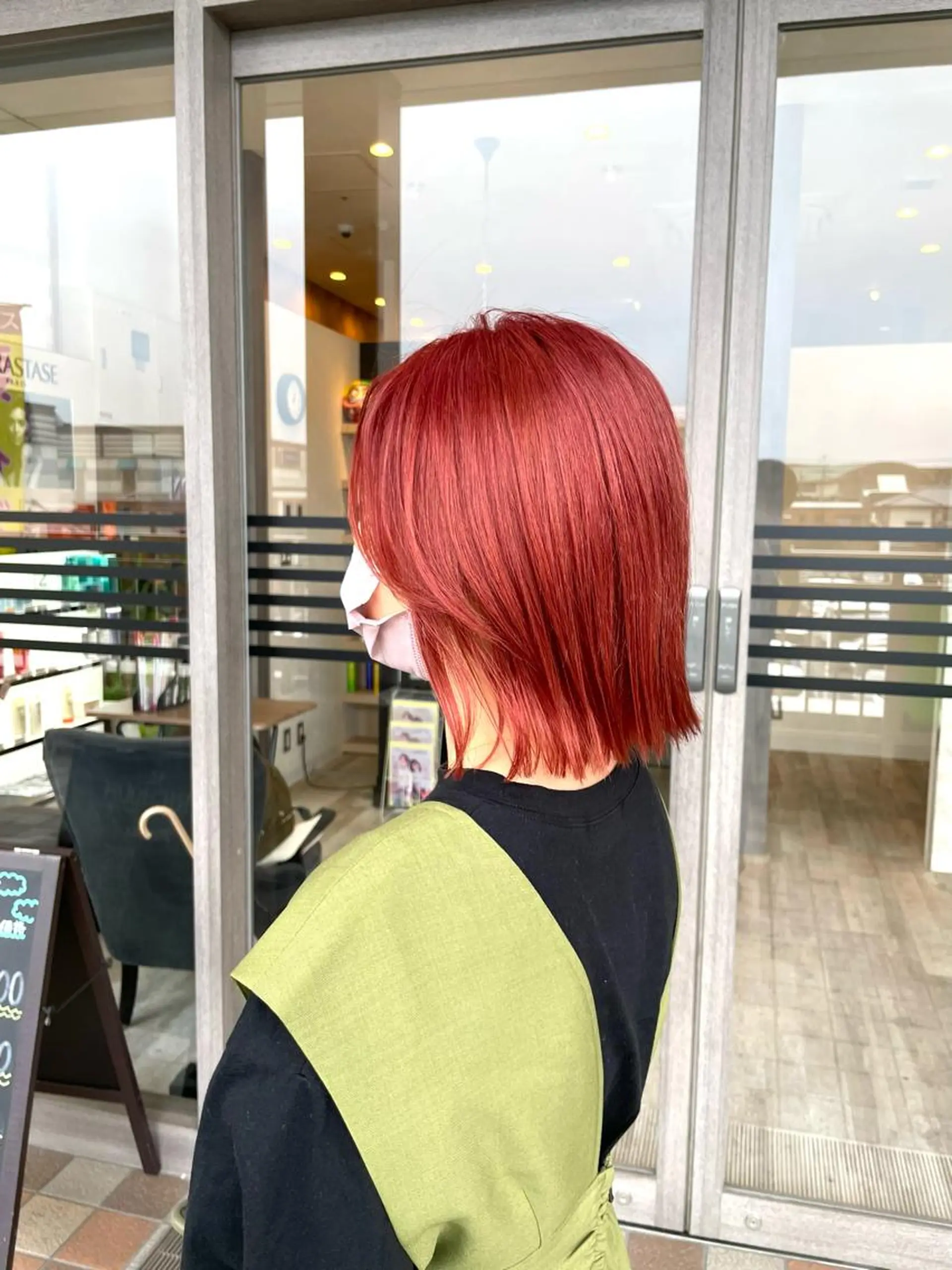 ミディアム カラー 田中   麗彩也のヘアスタイル