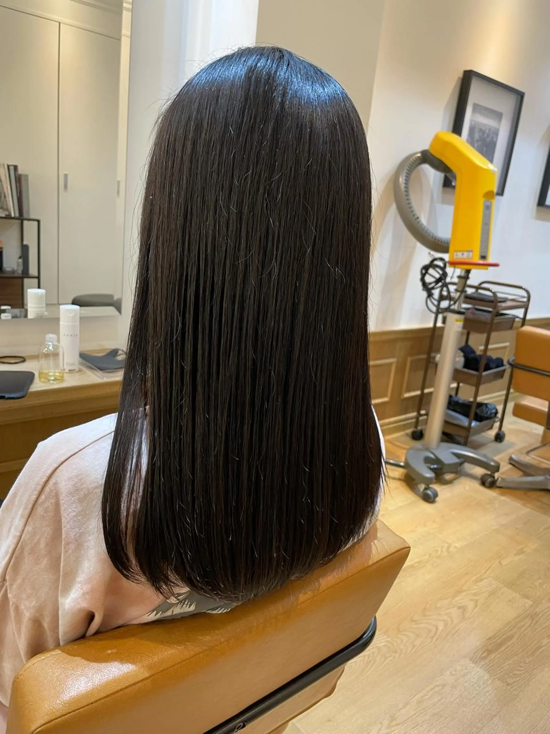 セミロング ハイライト レイヤーカット トリートメント カット トリートメント ✨シルクストレート✨ 美髪髪質改善Yukiのヘアスタイル