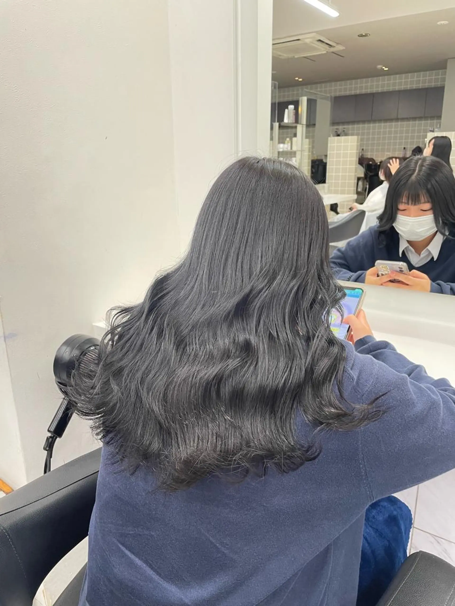 ミディアム カラー パーマ ヘアアレンジ メンズ キッズ ネイル マツエク・マツパ アイブロウ ヘアカラー トリートメント ヘアセット 🦋韓国レイヤー｜ 透明感グレージュ🦋のヘアスタイル