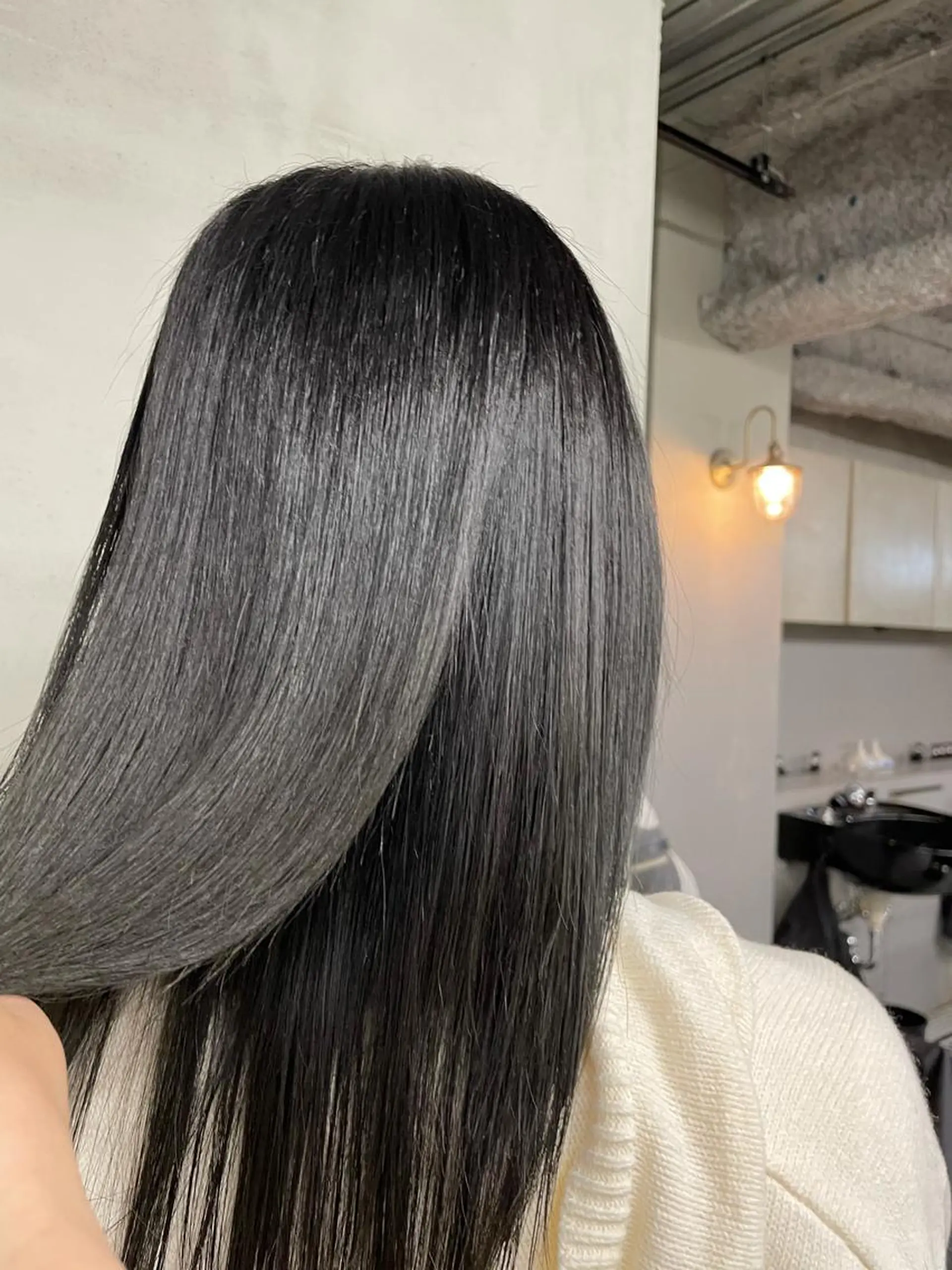 セミロング カット トリートメント ヘアセット 新宿/韓国ヘア/ 髪質改善ストレートのヘアスタイル