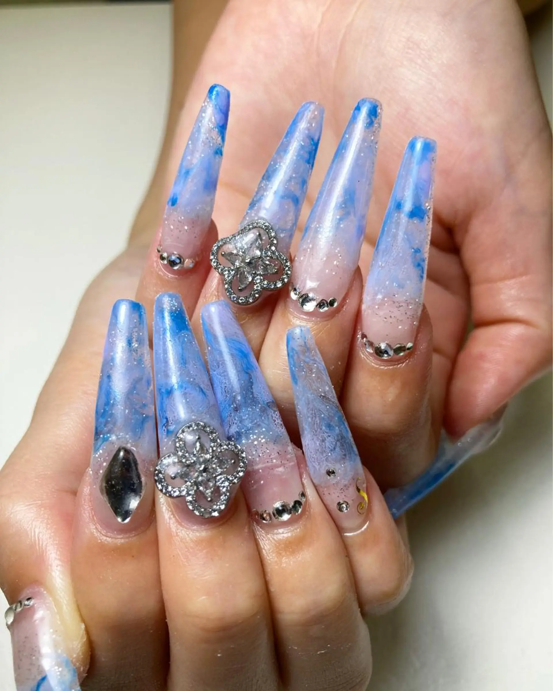 ネイル nailALBA ヨシアキのネイルデザイン