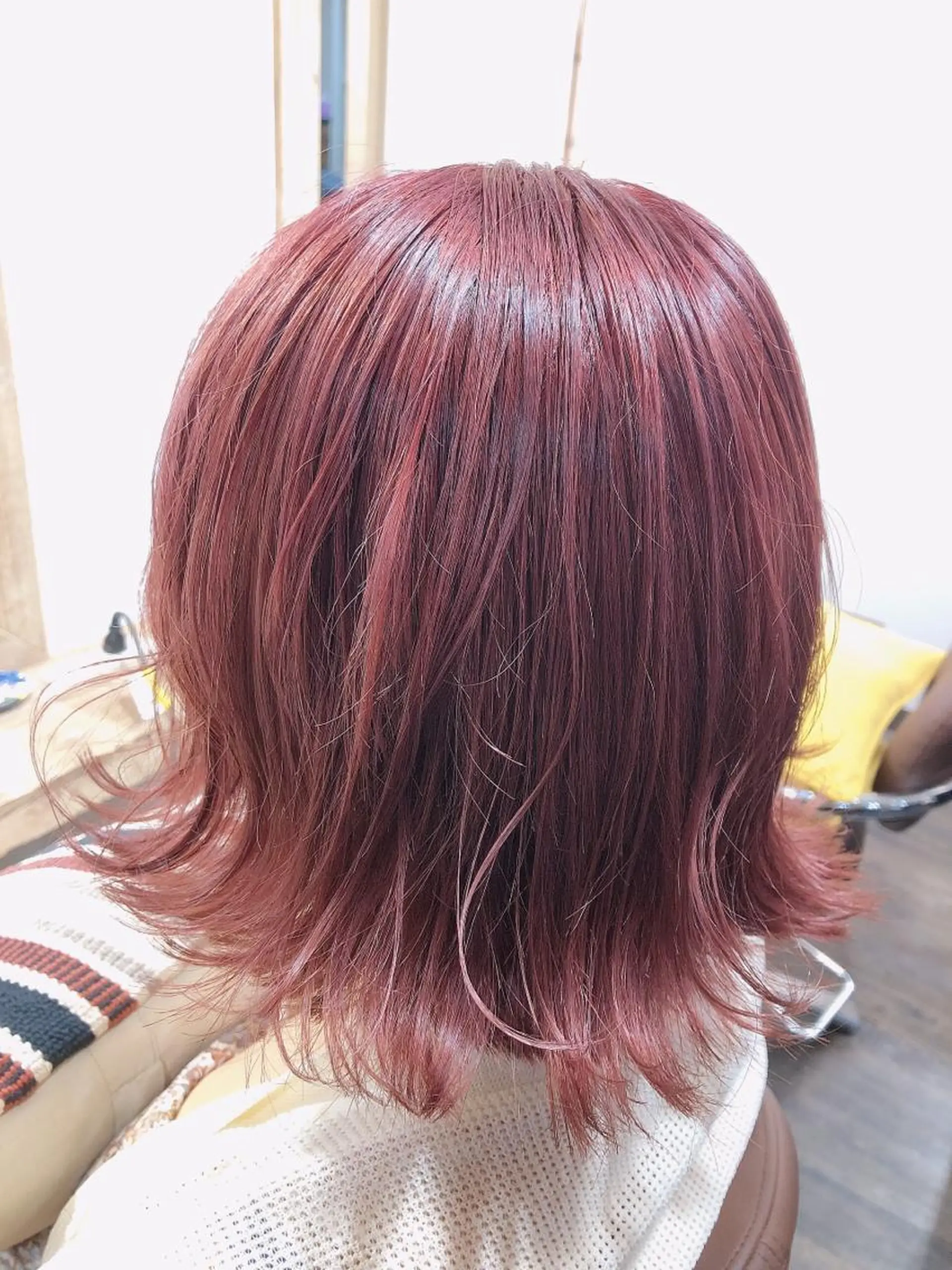 ミディアム カラー カット ヘアカラー トリートメント 浦山 和之のヘアスタイル