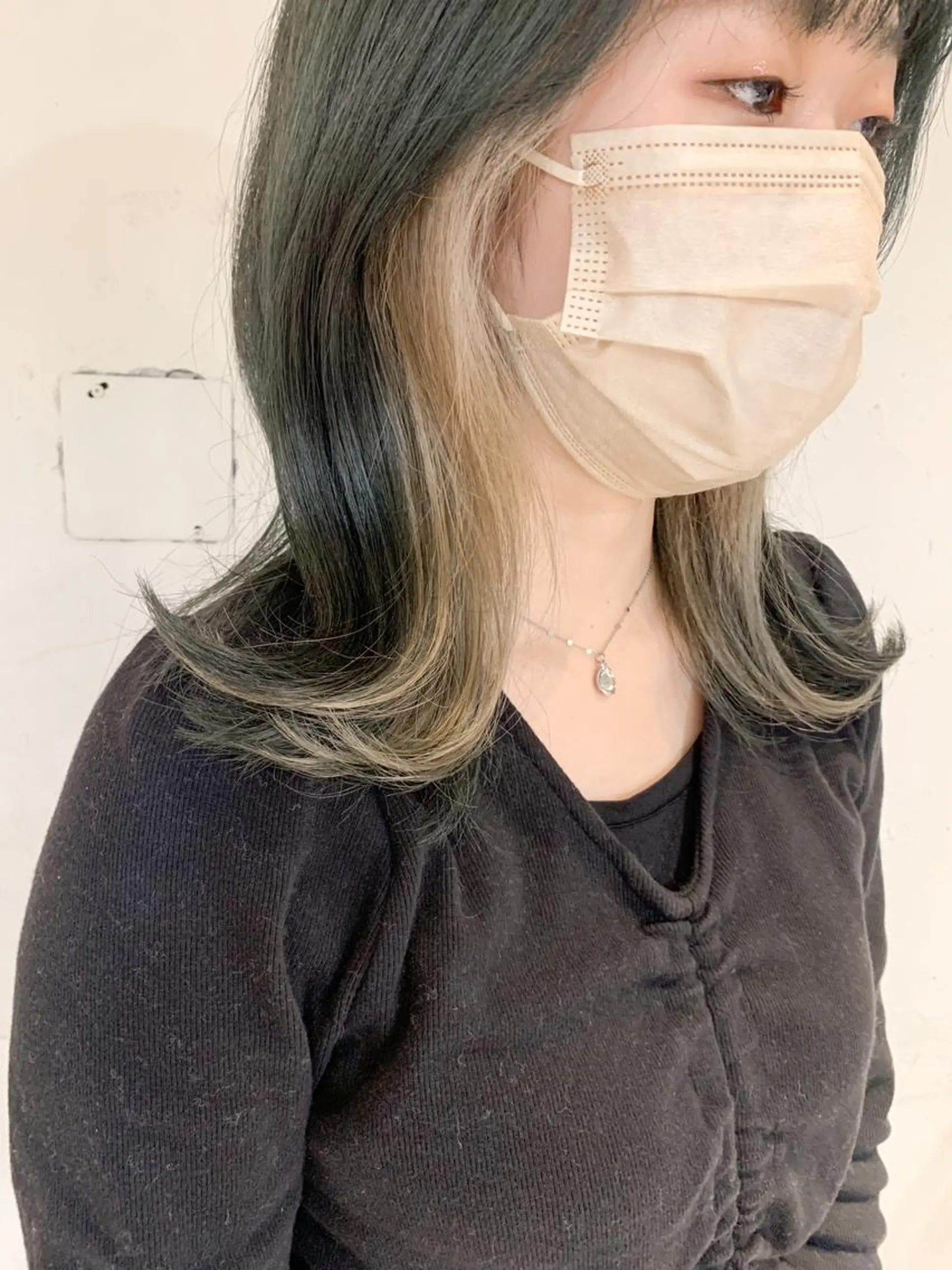 ミディアム カラー ヘアアレンジ ヘアカラー トリートメント yuka .のヘアスタイル