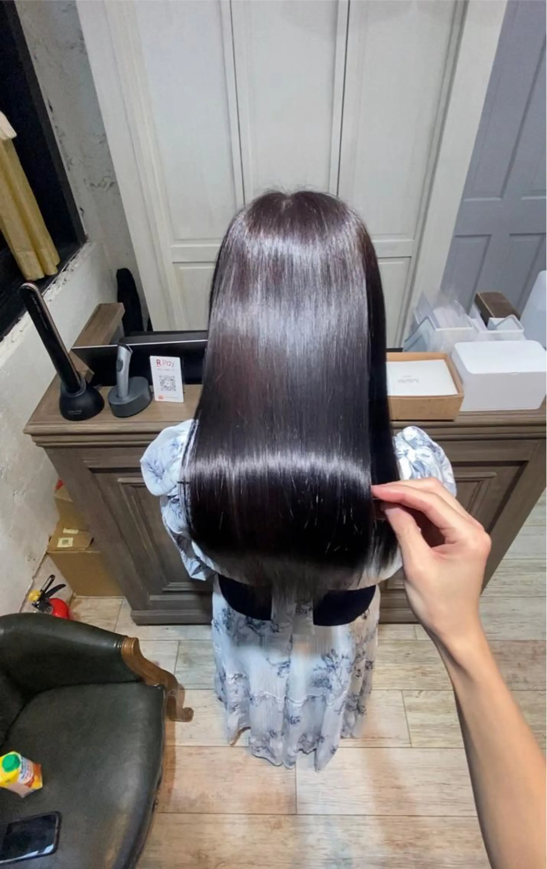 ロング 美髪ストレート/美髪 レイヤー特化増原優斗のヘアスタイル