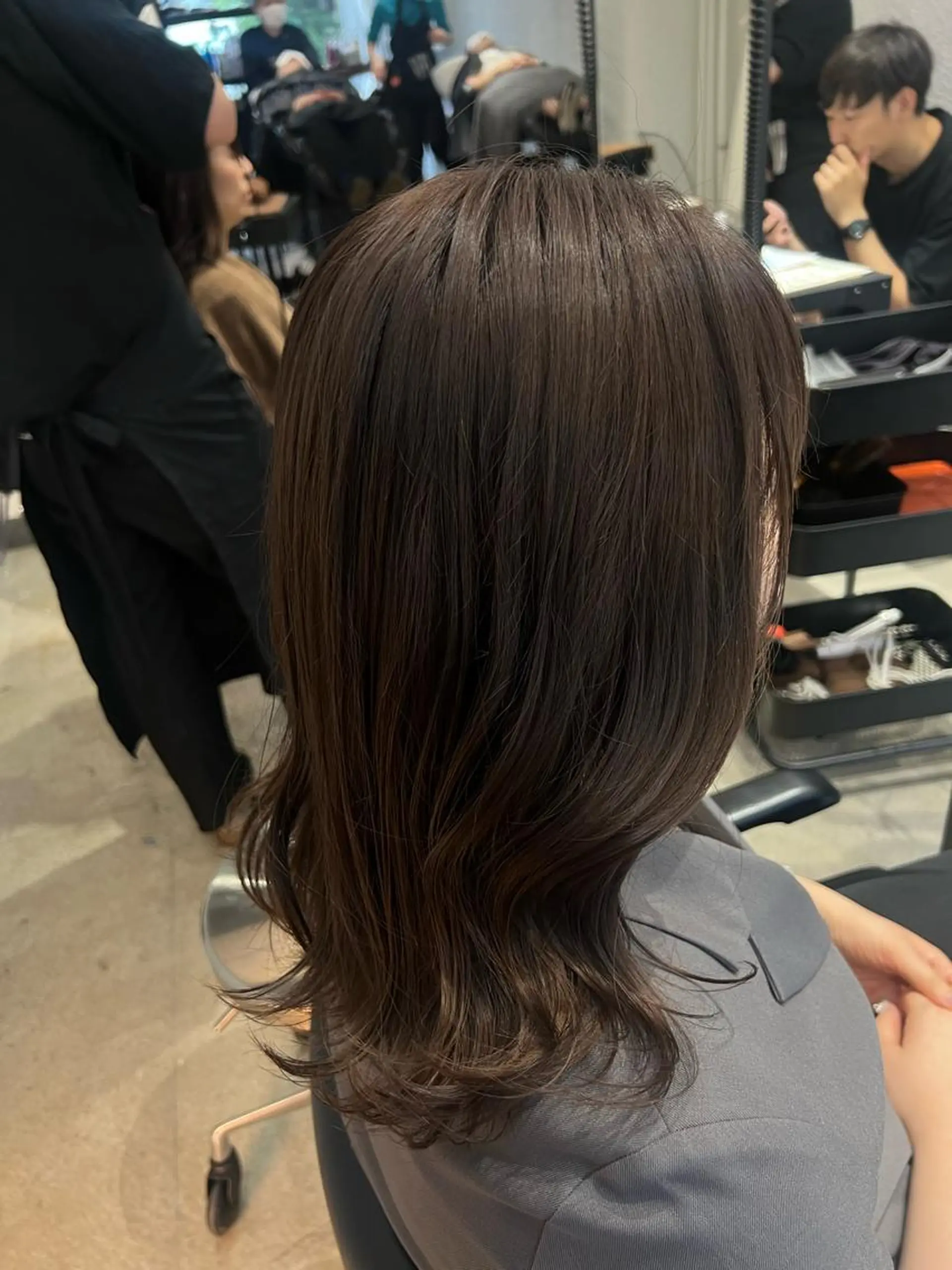 ミディアム カラー グレージュ オタク特化美容師💟 チバコナツのヘアスタイル