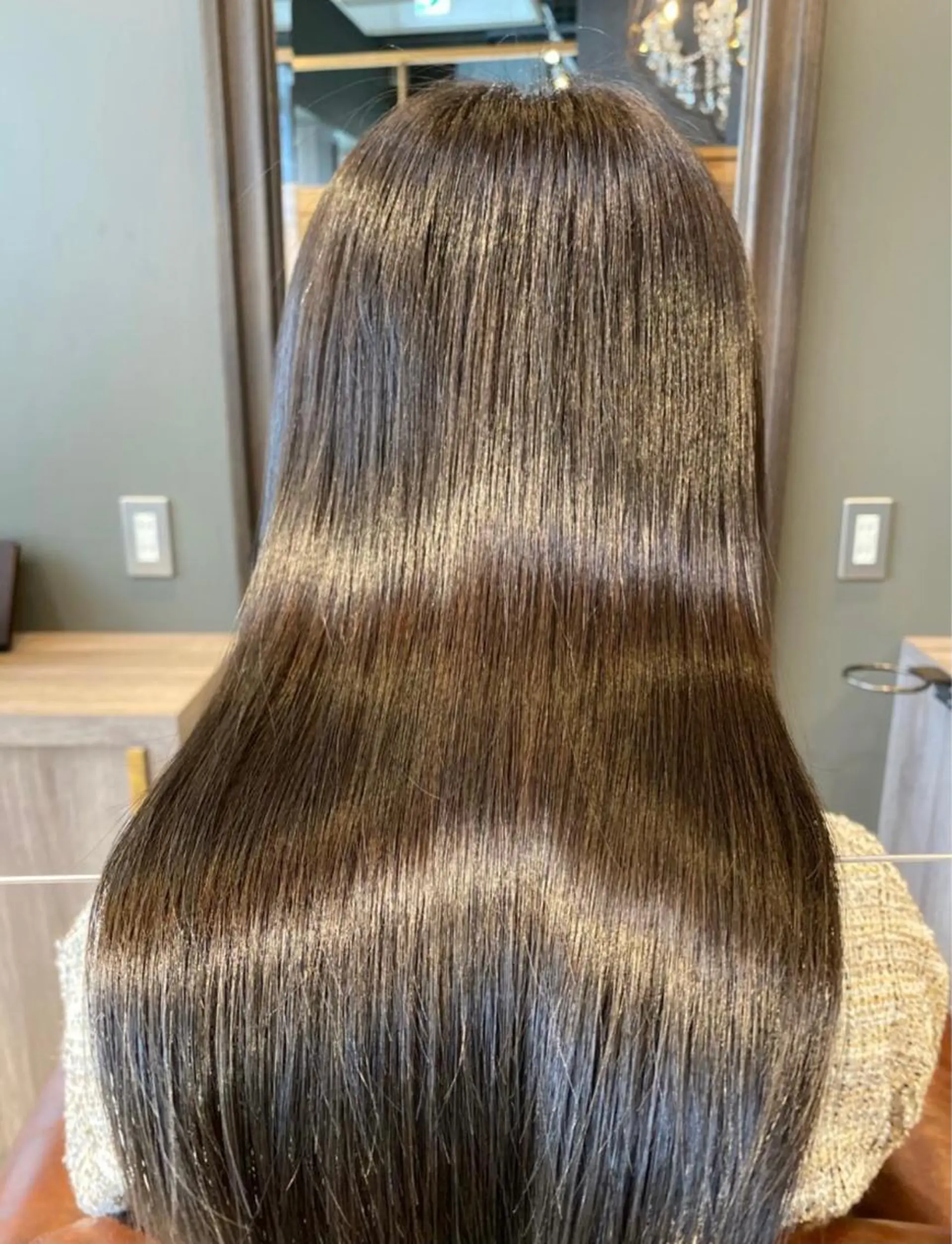 セミロング トリートメント 酸熱トリートメント 比嘉 翼のヘアスタイル