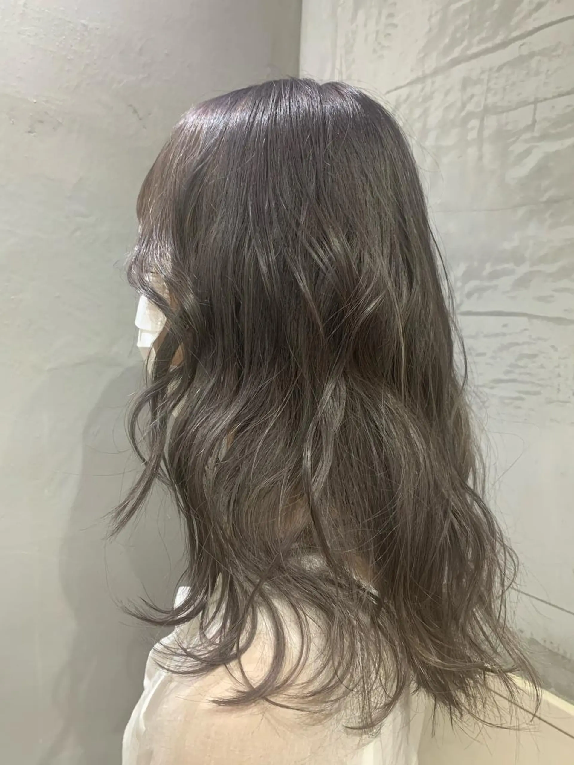 セミロング カラー 田畠 しずかのヘアスタイル
