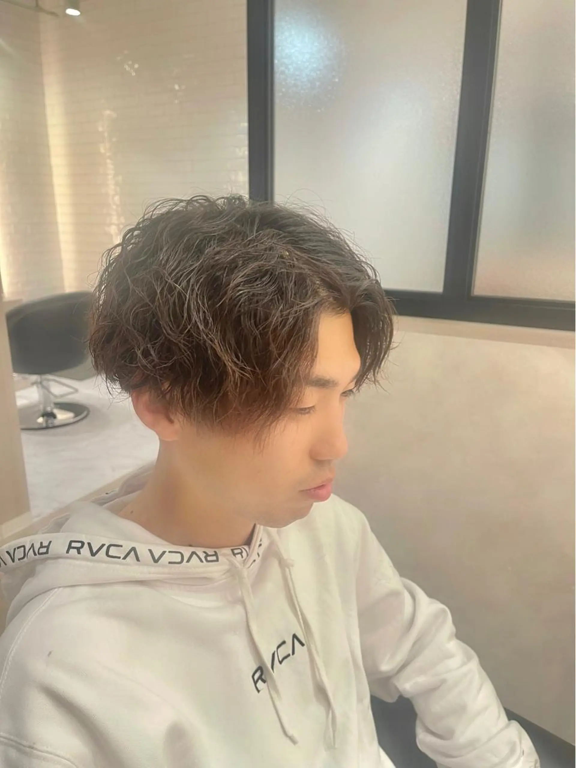 パーマ メンズ カット パーマ &chaLme   心斎橋所属・emi/髪質改善/ 韓国風/艶カラーのヘアスタイル