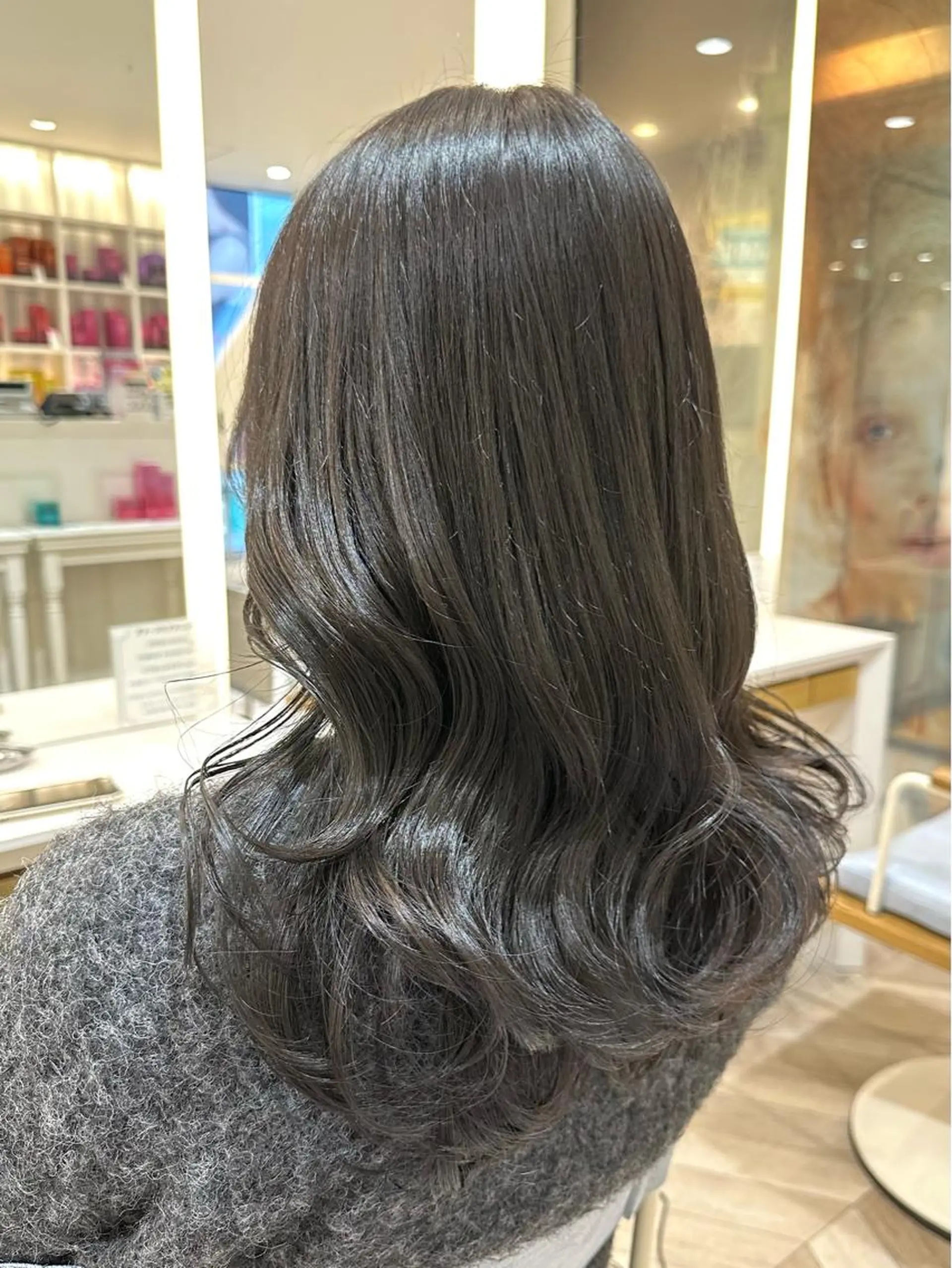 セミロング 韓国ヘア 🇰🇷 RUKA 🩵🤍のヘアスタイル