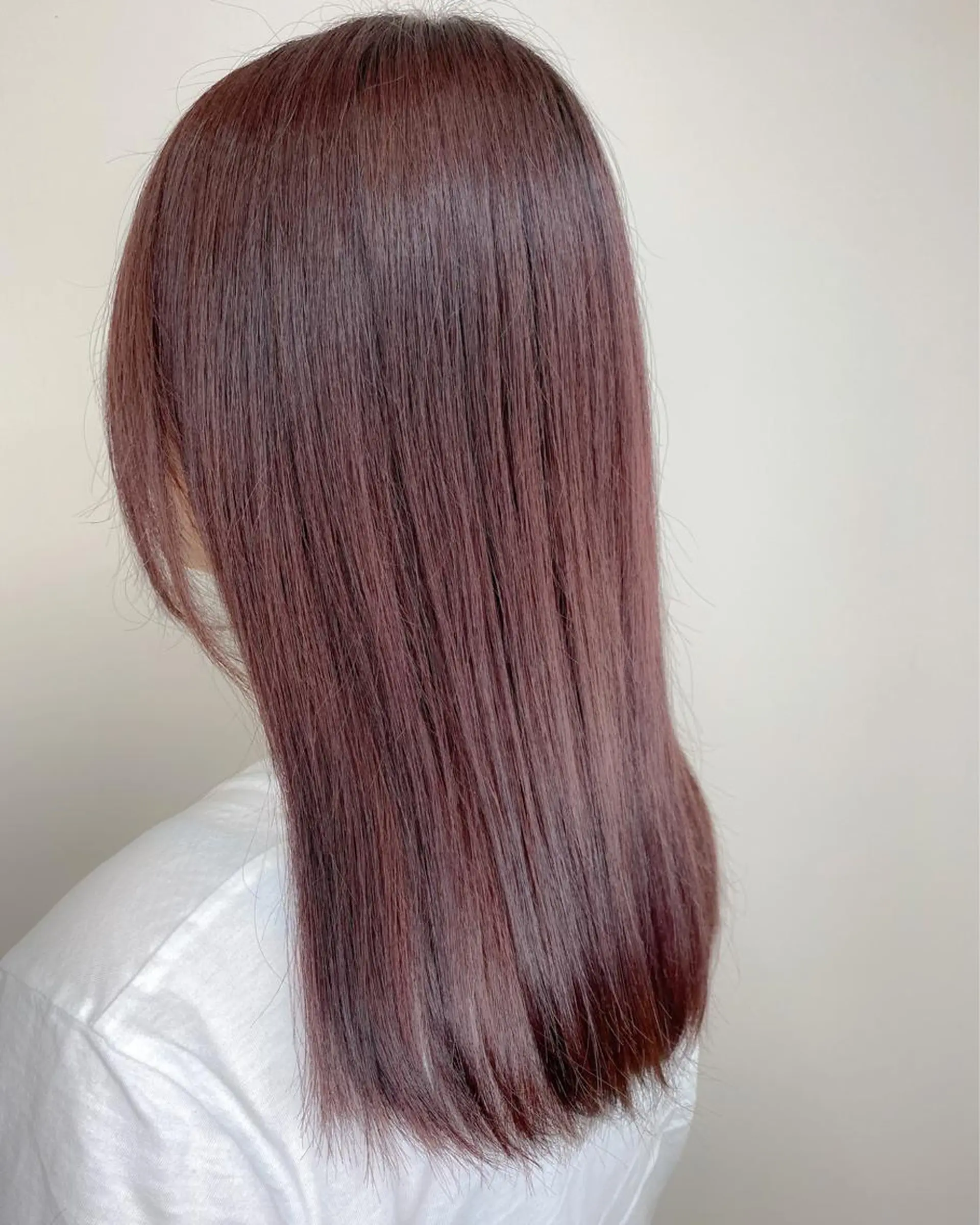 セミロング カラー ピンクカラー トリートメント カット ヘアカラー トリートメント SALOWIN神戸三宮East店所属・【透明感、艶髪】西村 有司のヘアスタイル