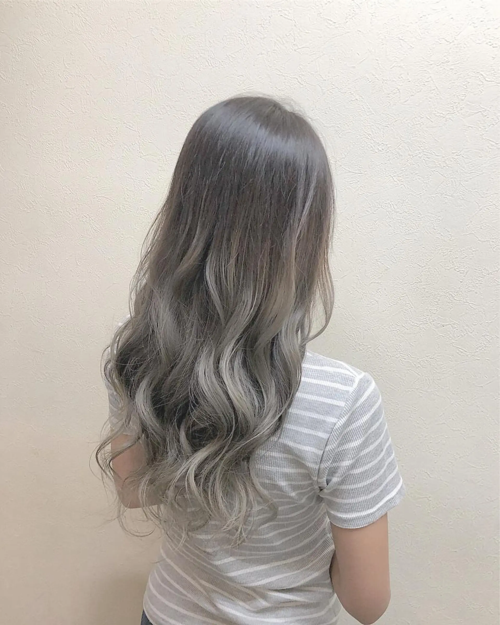 ロング ヤマグチ ヒカルのヘアスタイル