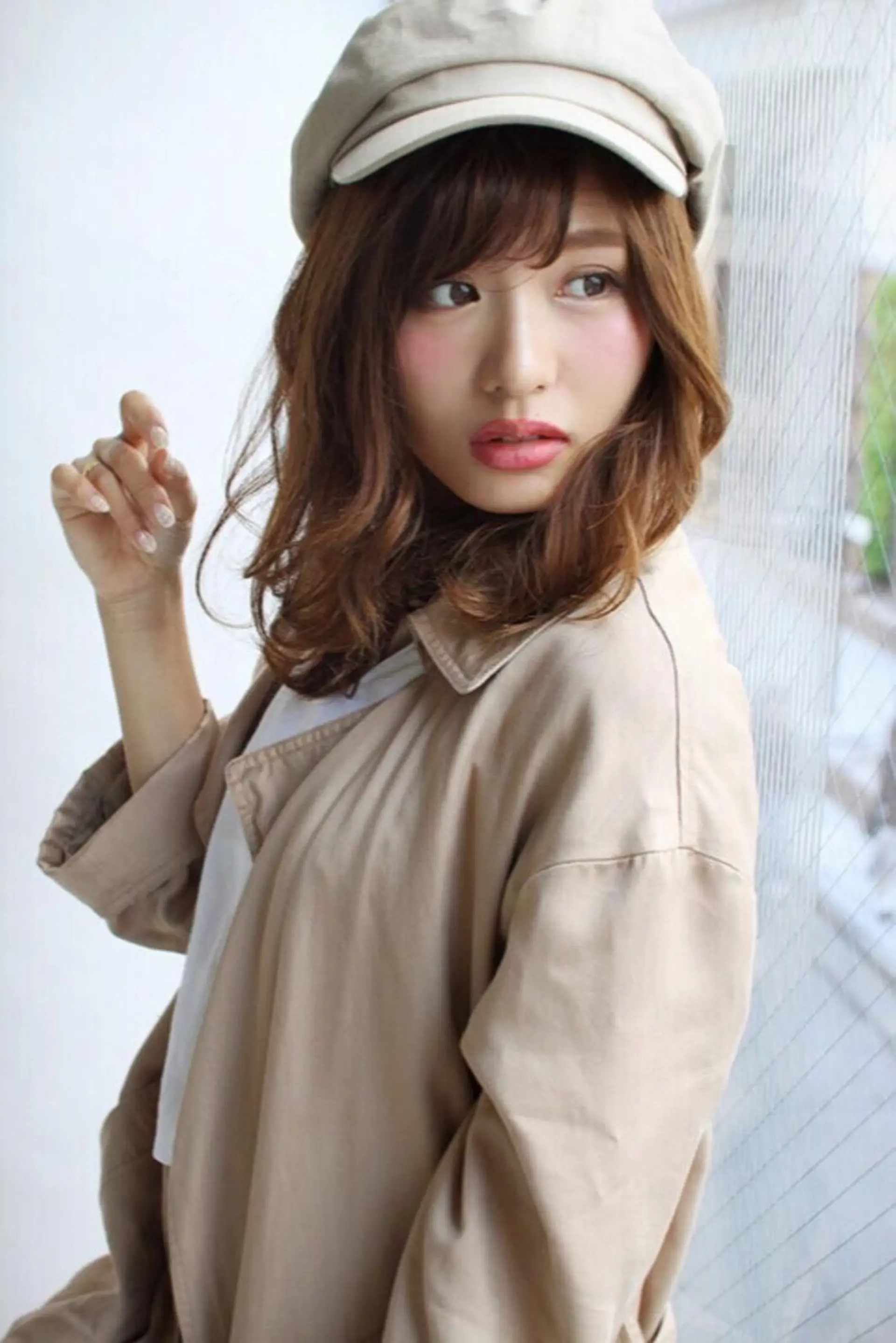 ミディアム onishi yoshinaoのヘアスタイル