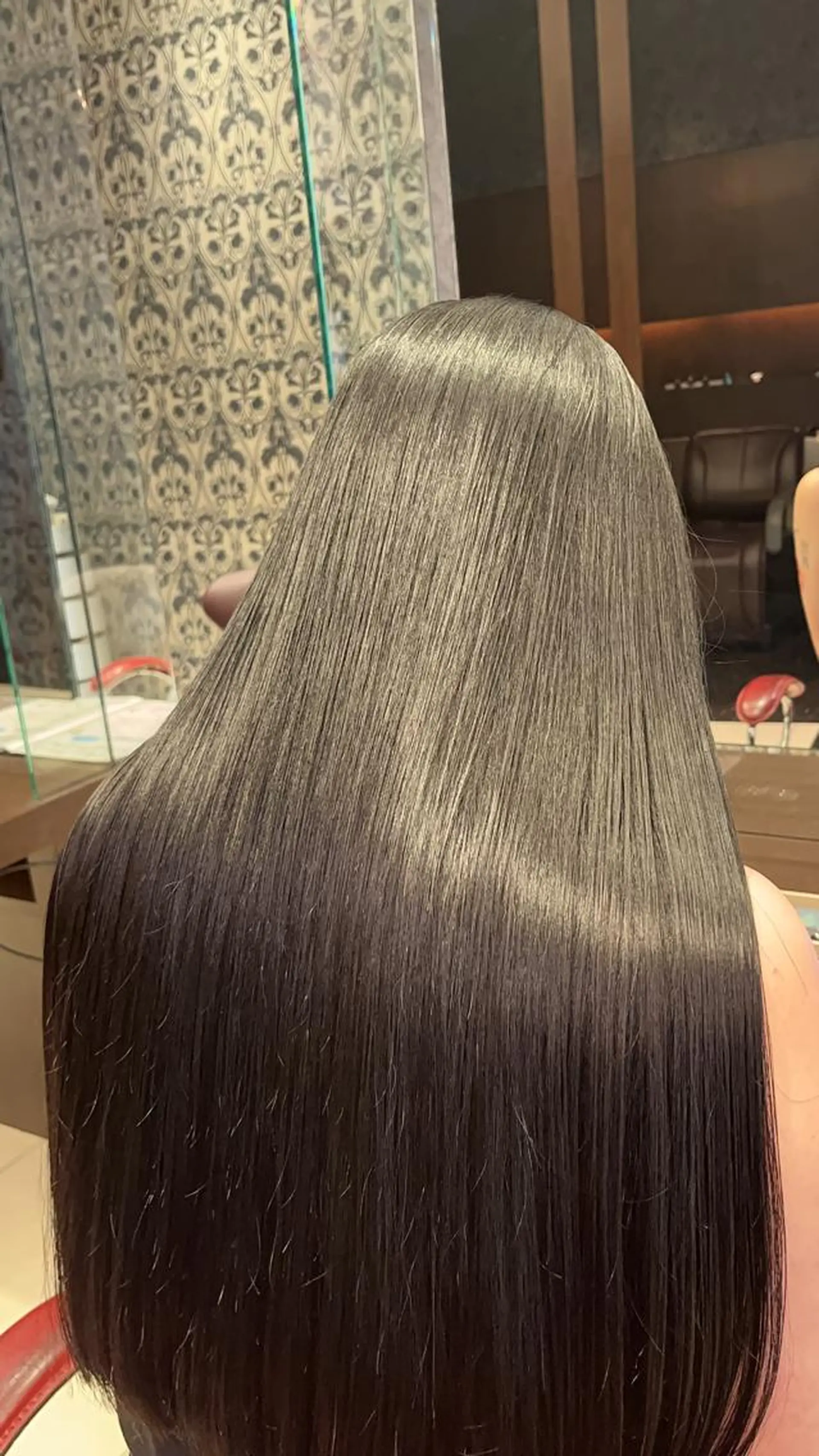 ロング 縮毛矯正 酸性ストレート 縮毛/髪質改善 上野颯太のヘアスタイル