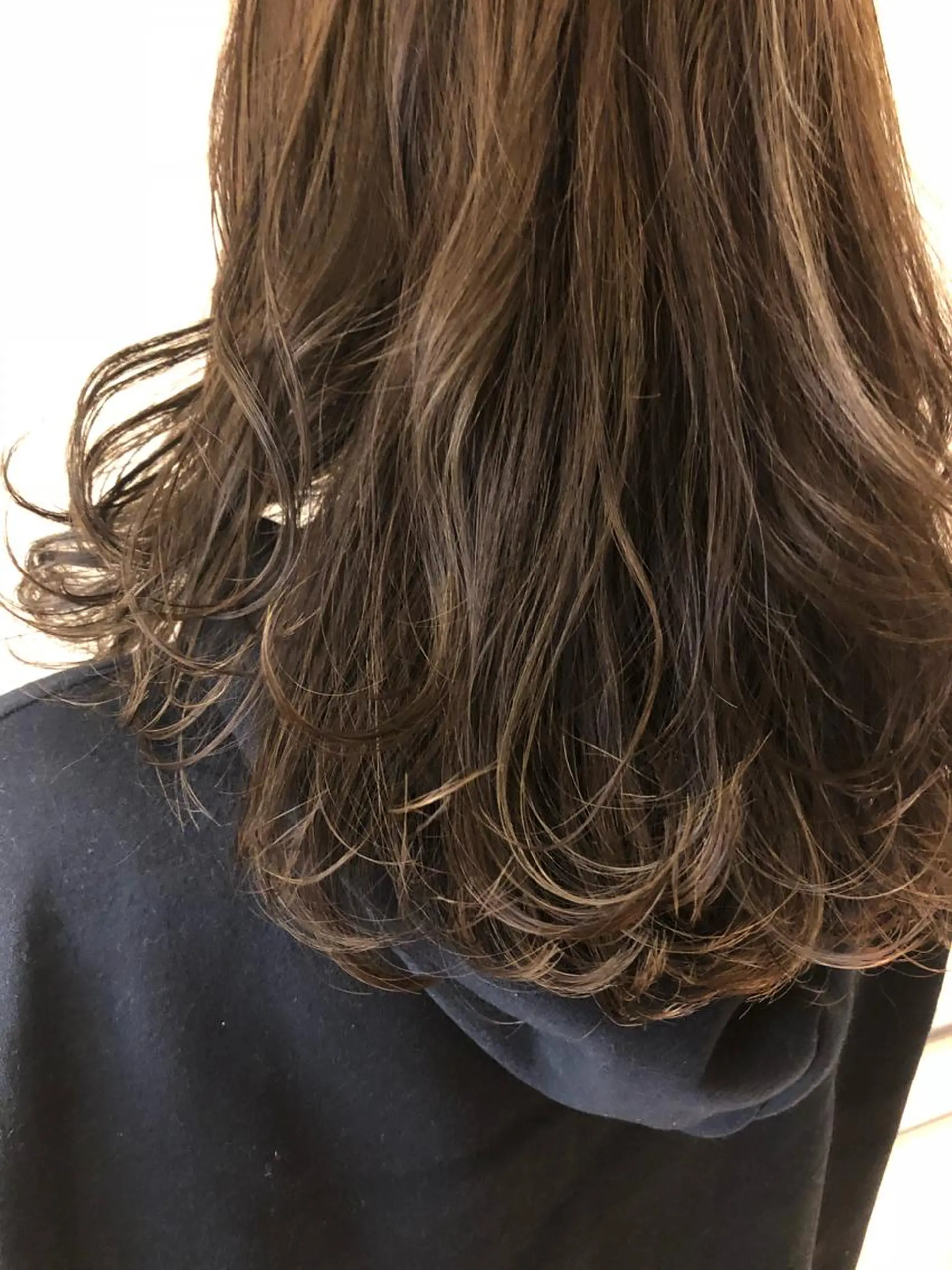 セミロング カラー パーマ レイヤーカット✂️ 横浜No1♡下鳥翔子のヘアスタイル