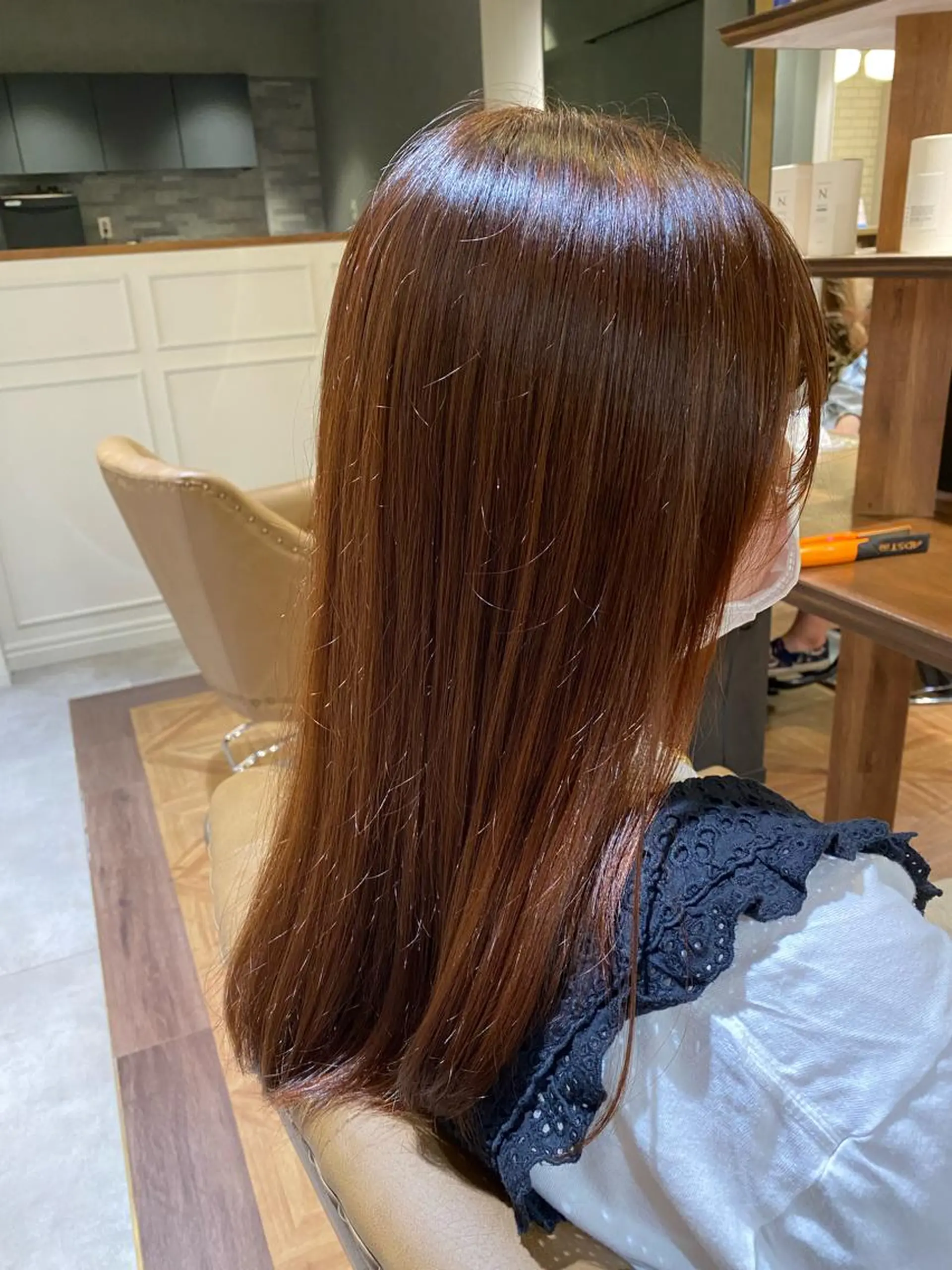 セミロング オレンジブラウン 中川 花織のヘアスタイル