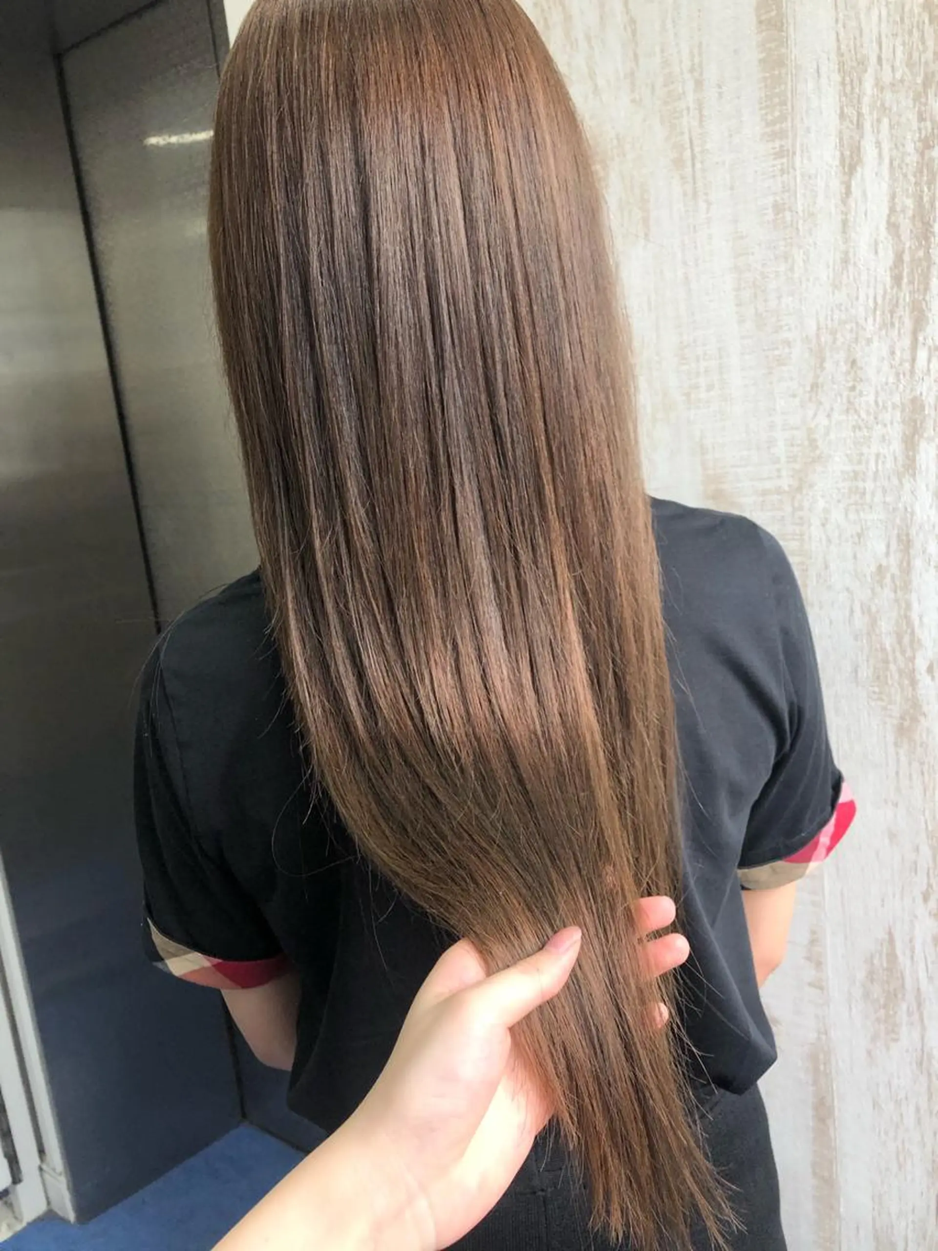 カラー white.梅田 デザインカラー🦄のヘアスタイル