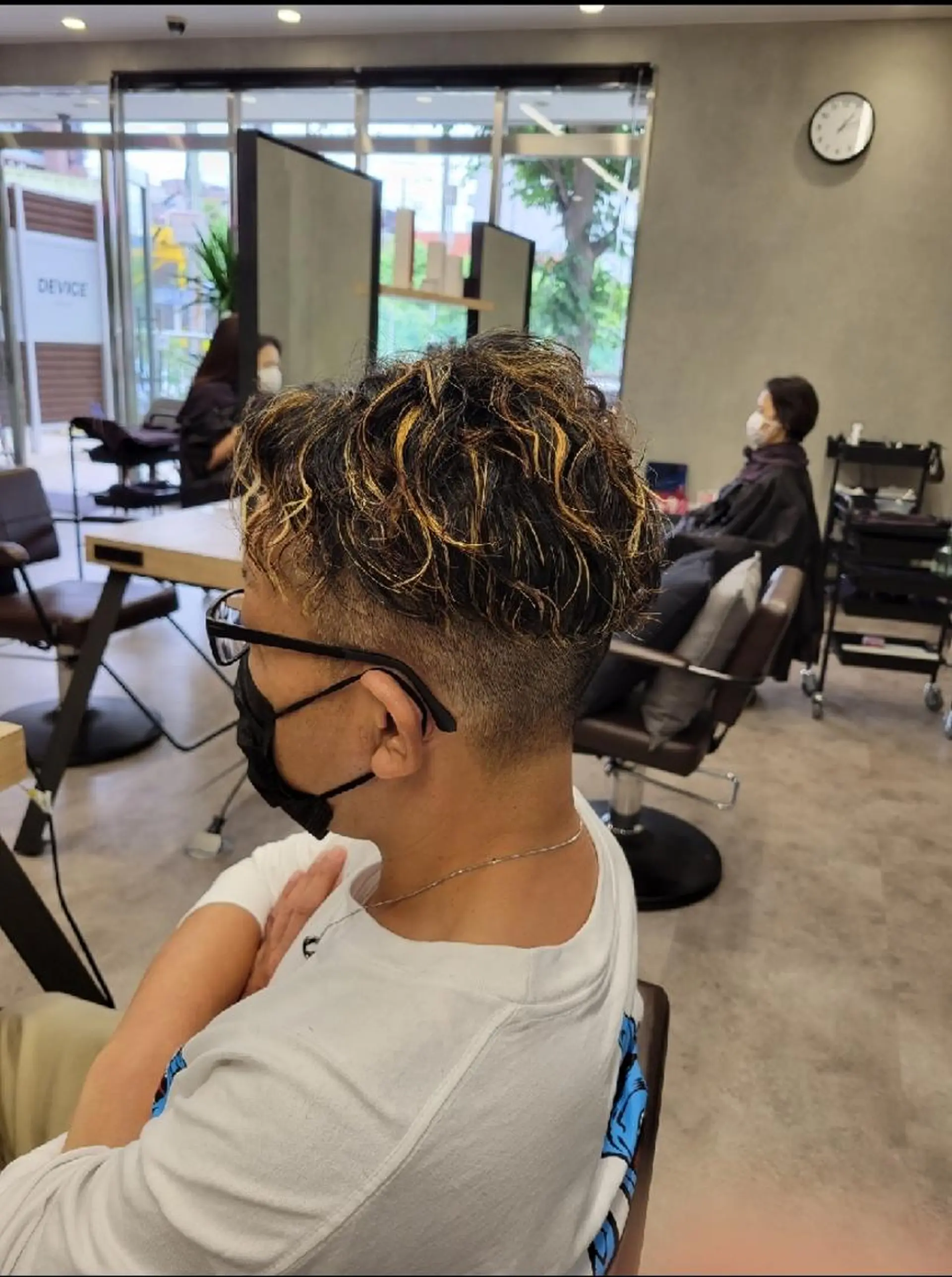 メンズ カラー パーマ レイヤー/ショート /山田譲治✂️のヘアスタイル