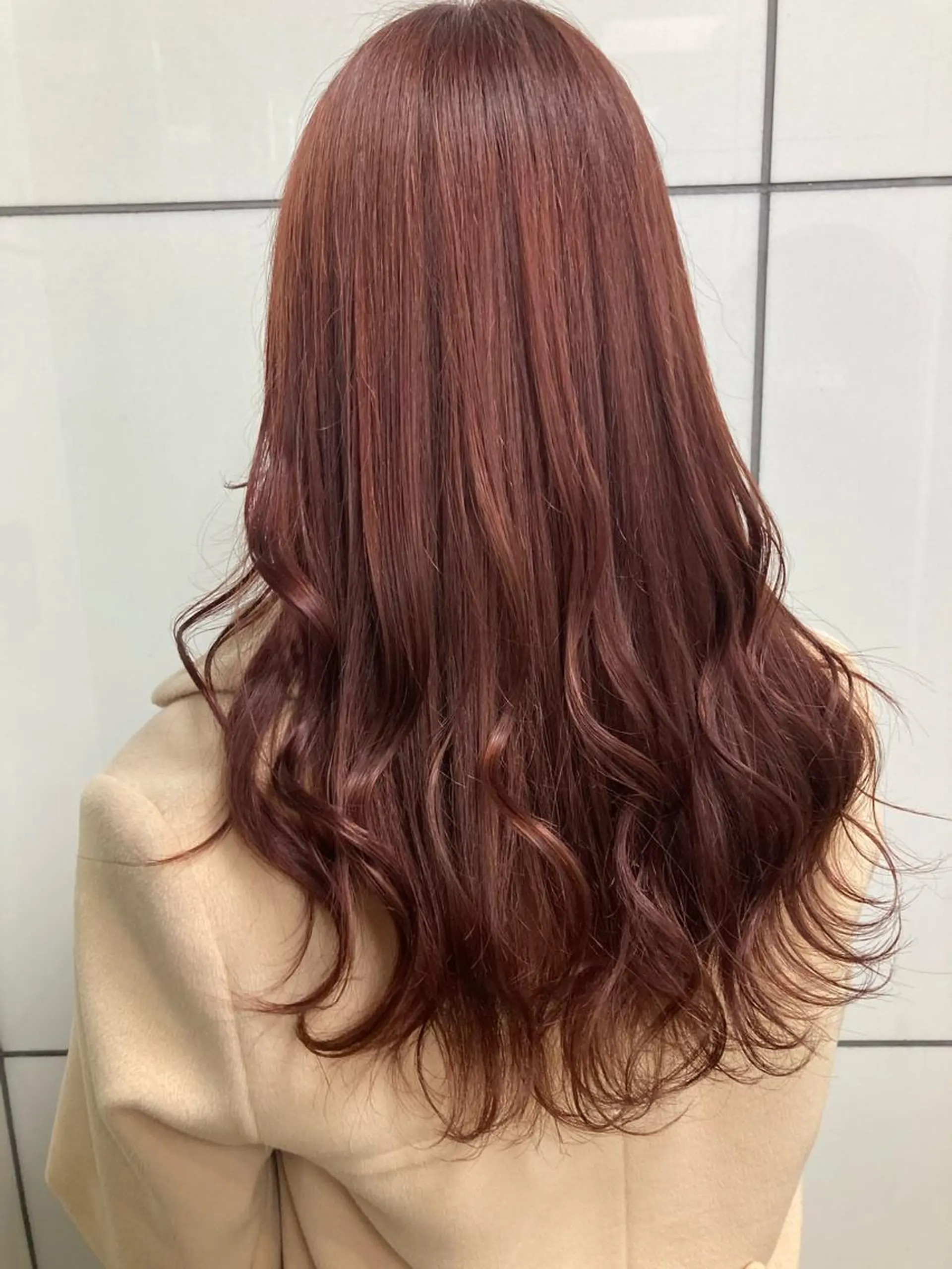 セミロング カラー ブラウンカラー ハイトーンカラー ピンクカラー ピンクブラウン ヘアカラー 髪質改善/痛ませ ないカラー/西村航大のヘアスタイル