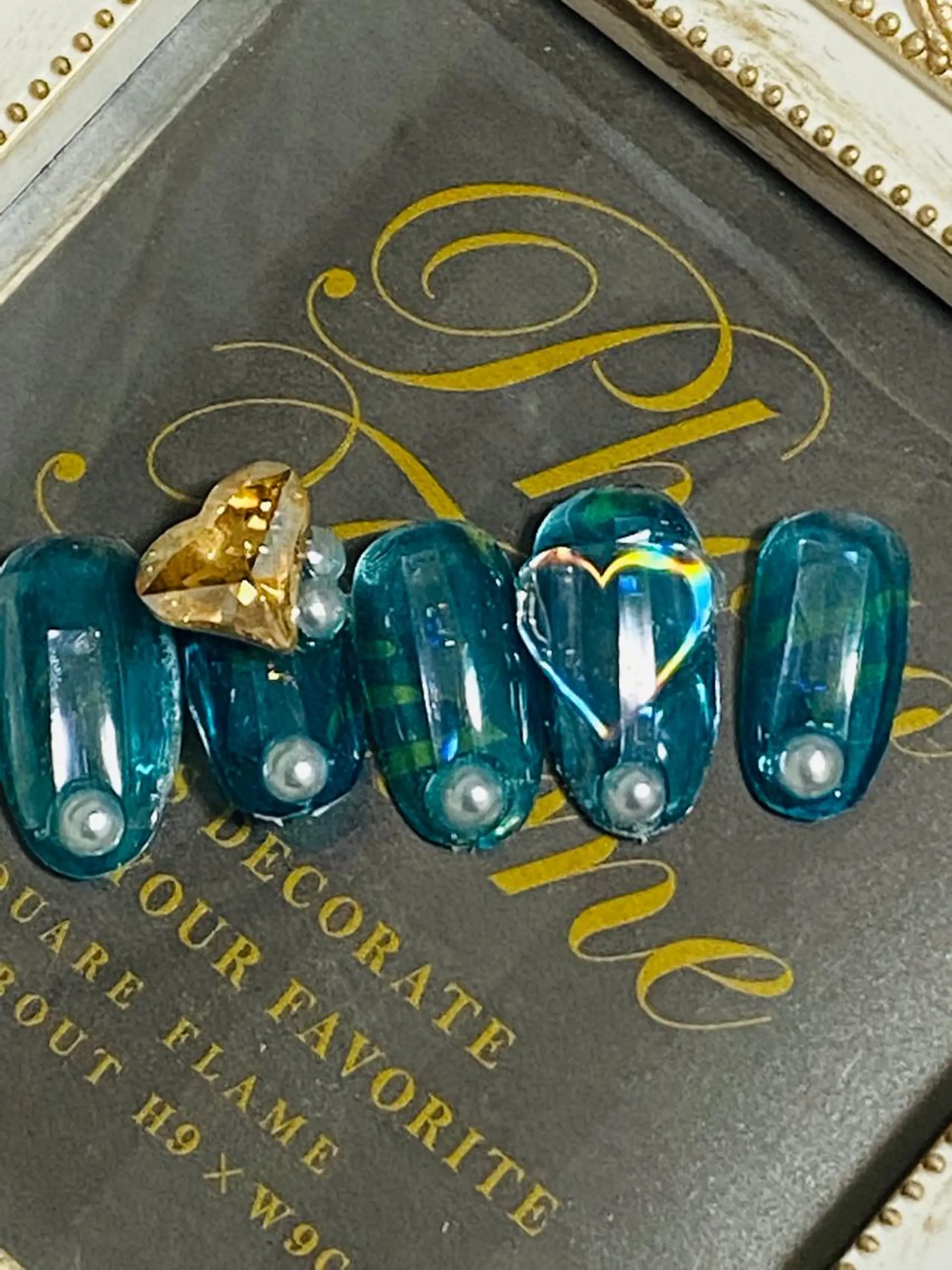 ネイル クリアネイル グリーン ハート 自宅ネイルサロン ♦️nuance♦️のネイルデザイン