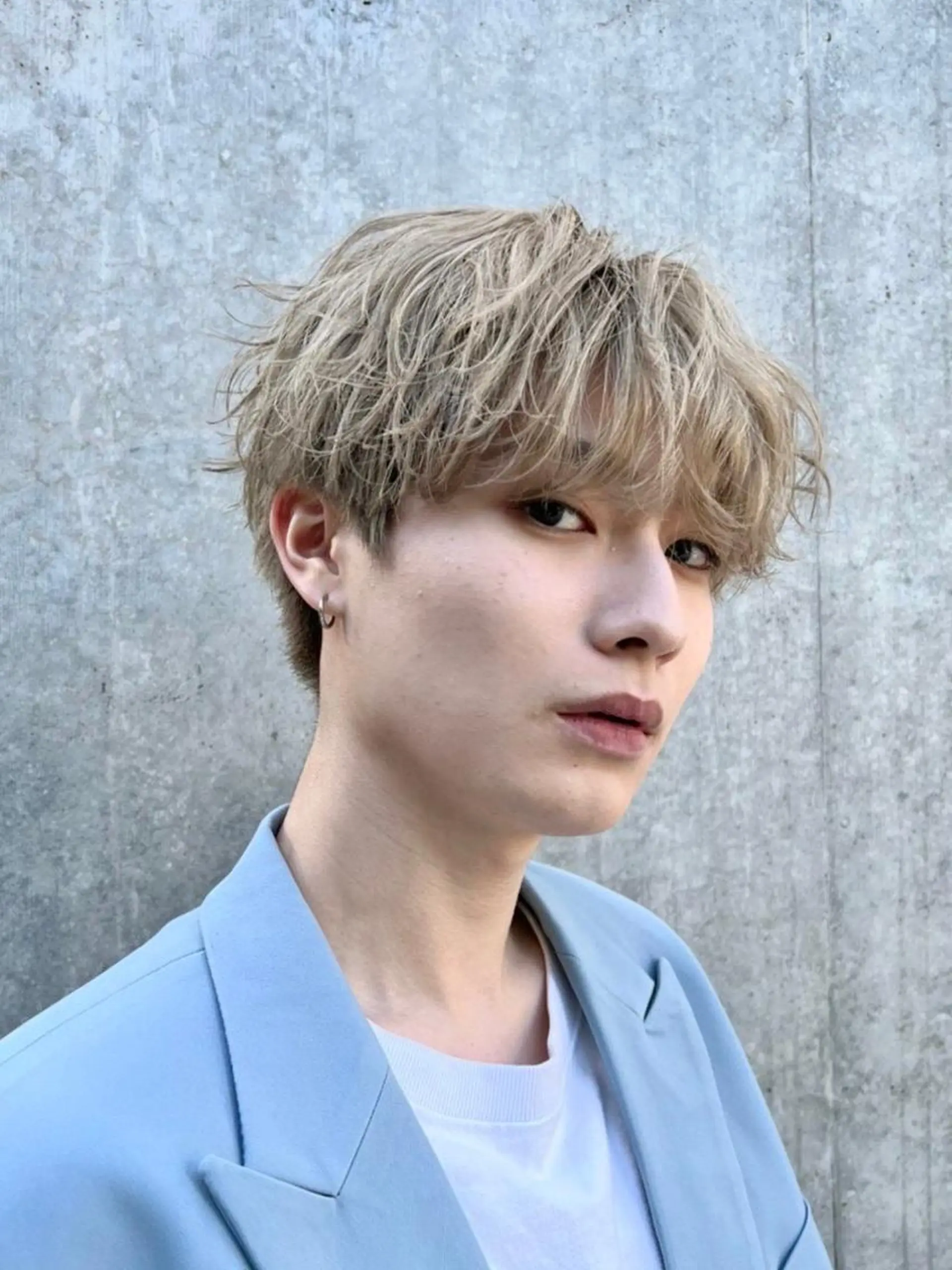 ショート カラー ハイトーンを育てる ブリーチカラー/牧原のヘアスタイル