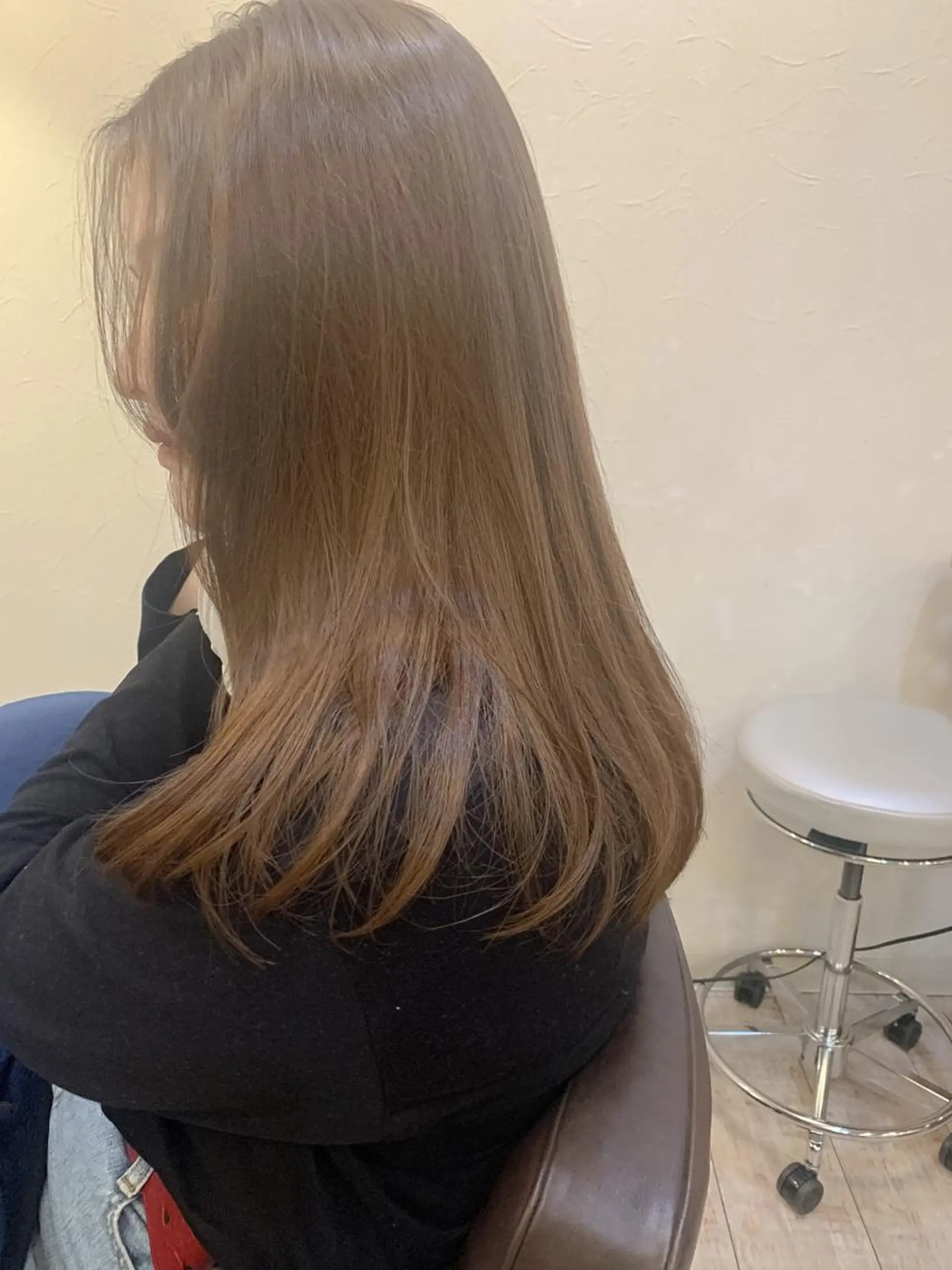 セミロング レイヤーカット SHANTi 飯塚 ヘアセット/髪質改善のヘアスタイル