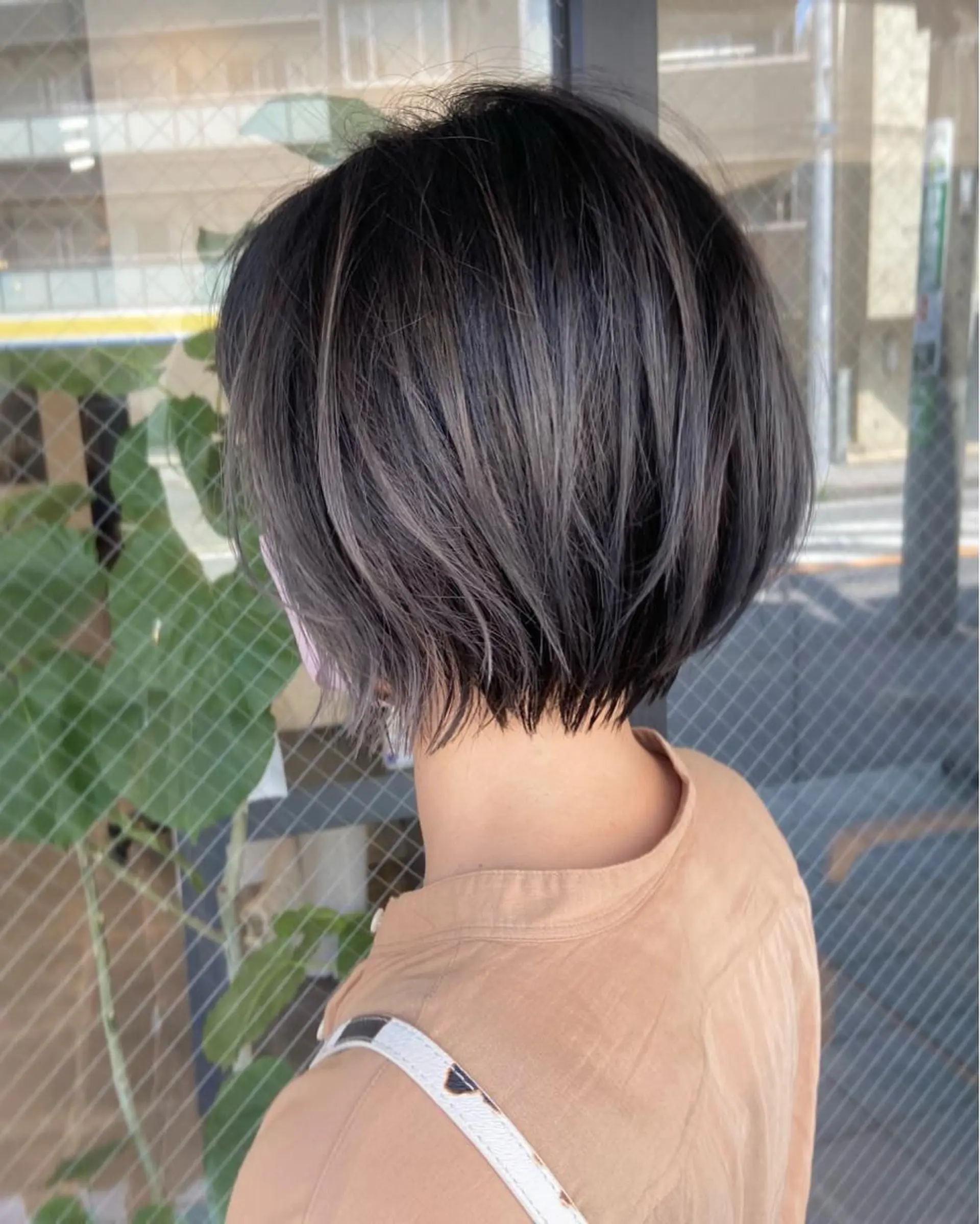 ショート ハイライト ショートヘア 柏韓国ヘア 白石芽衣のヘアスタイル