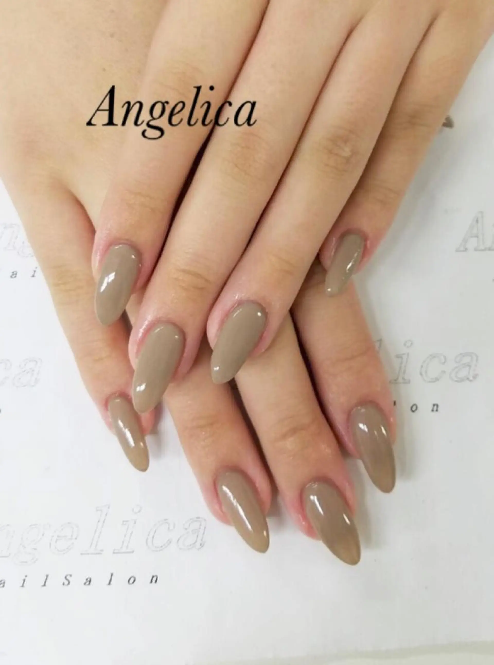 ネイル ハンドネイル Angelica ネイリストのネイルデザイン