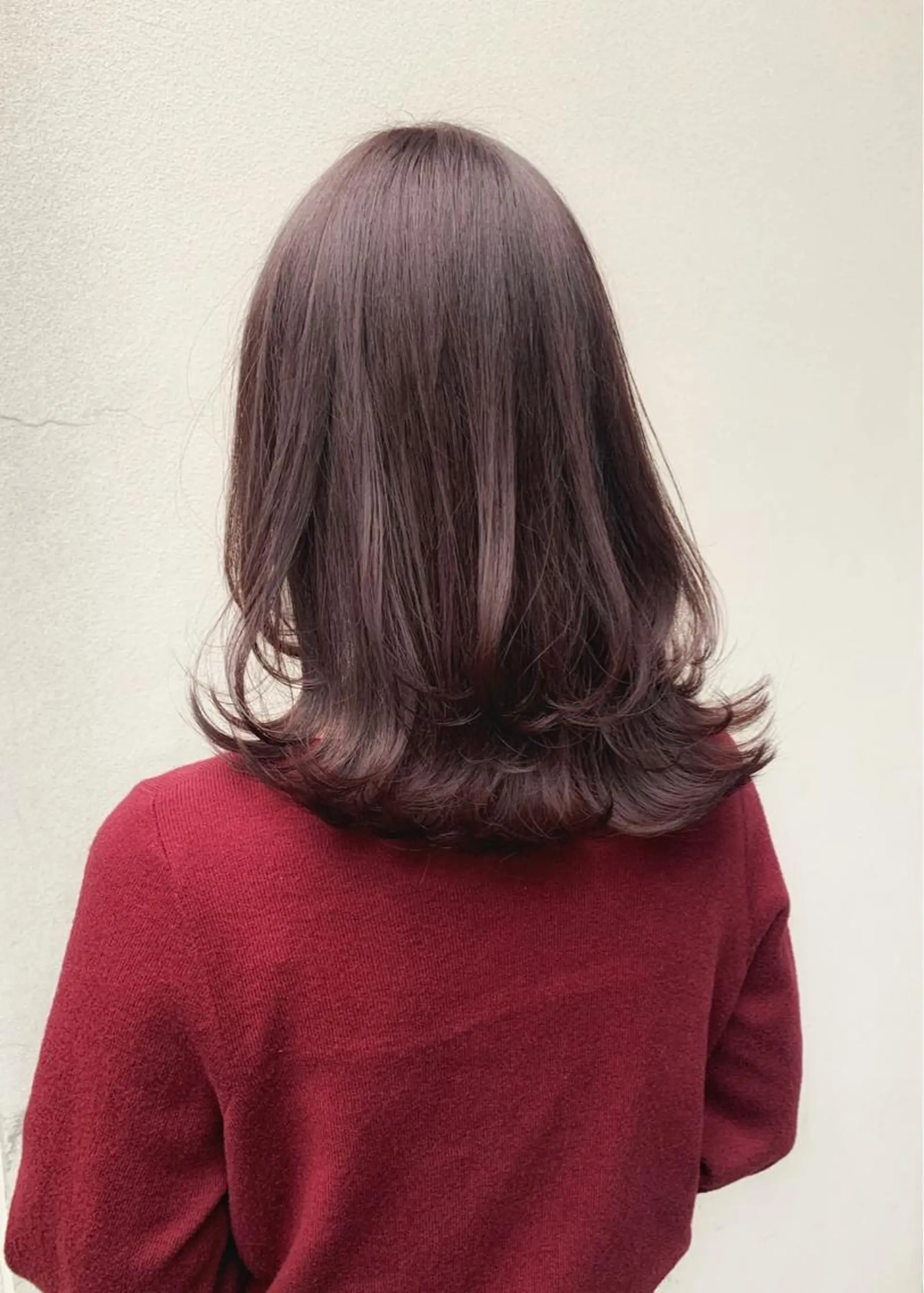 ミディアム カラー ミディアムレイヤー レイヤーカット カット ヘアカラー トリートメント 矢野 晃平のヘアスタイル