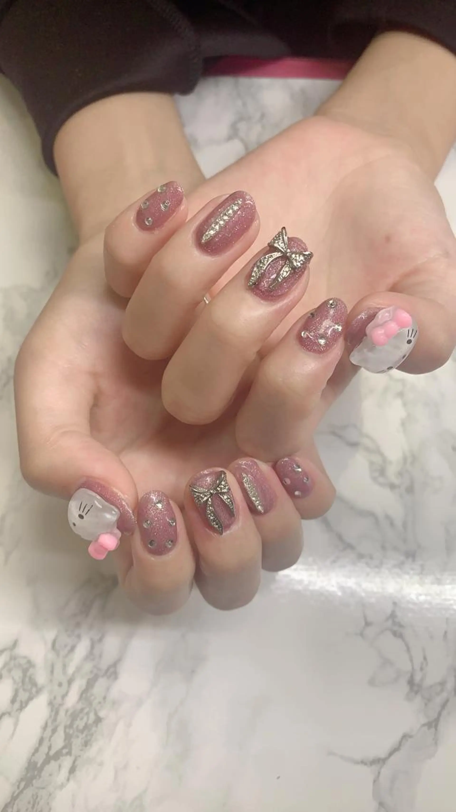 ネイル はな💎ネイル ワンホン、長さ出しのネイルデザイン