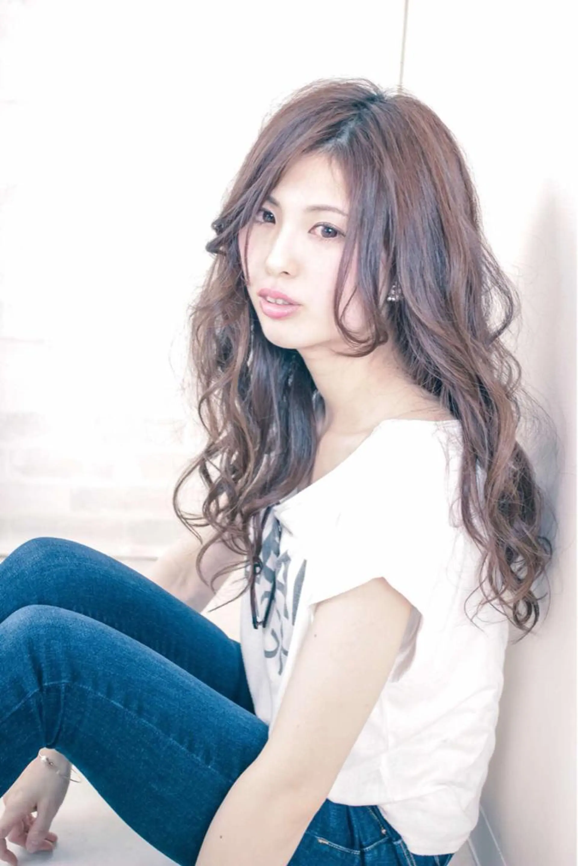 ロング 伊藤 裕貴のヘアスタイル