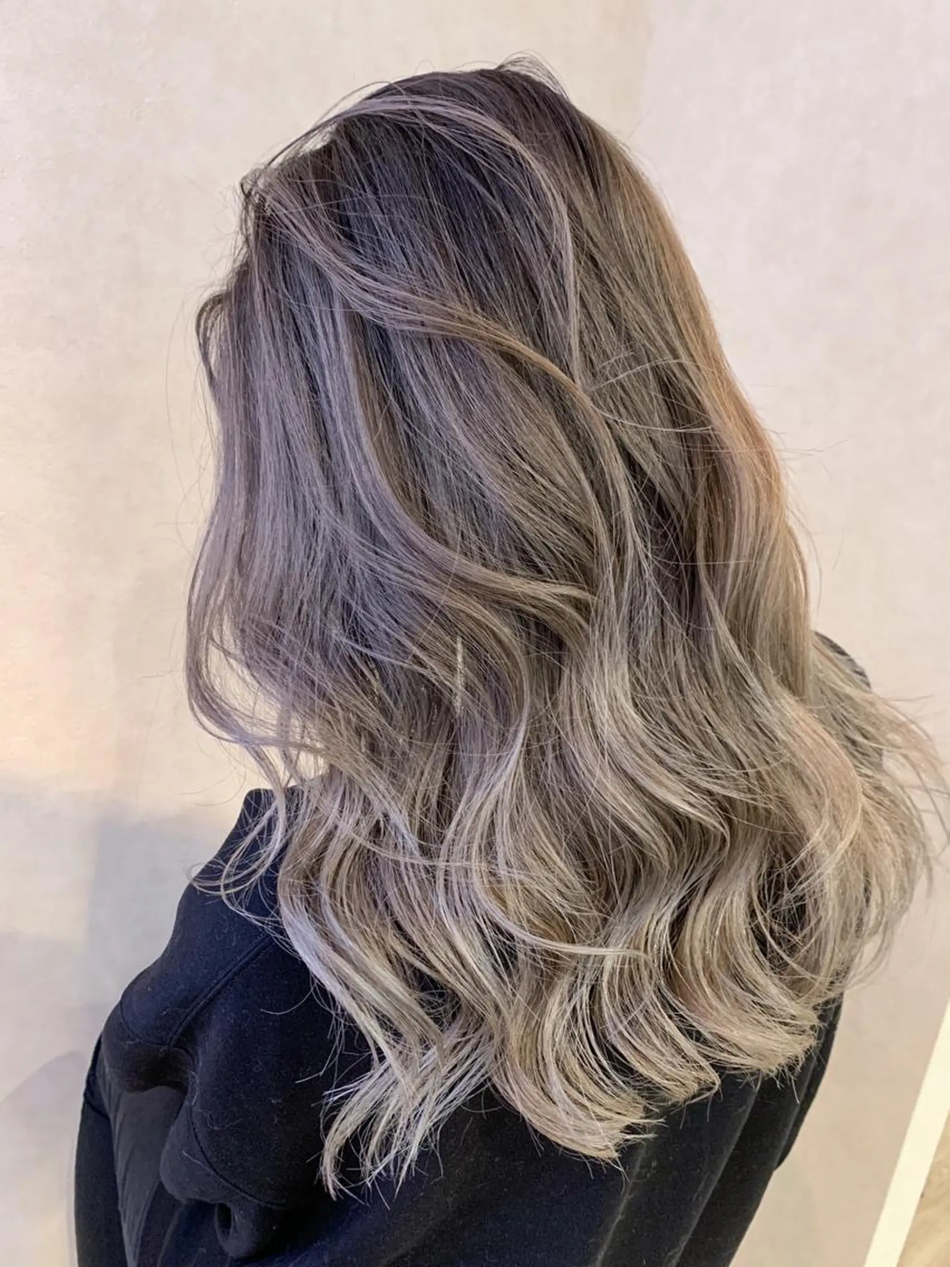 ロング Lit.豊橋 夏目のヘアスタイル