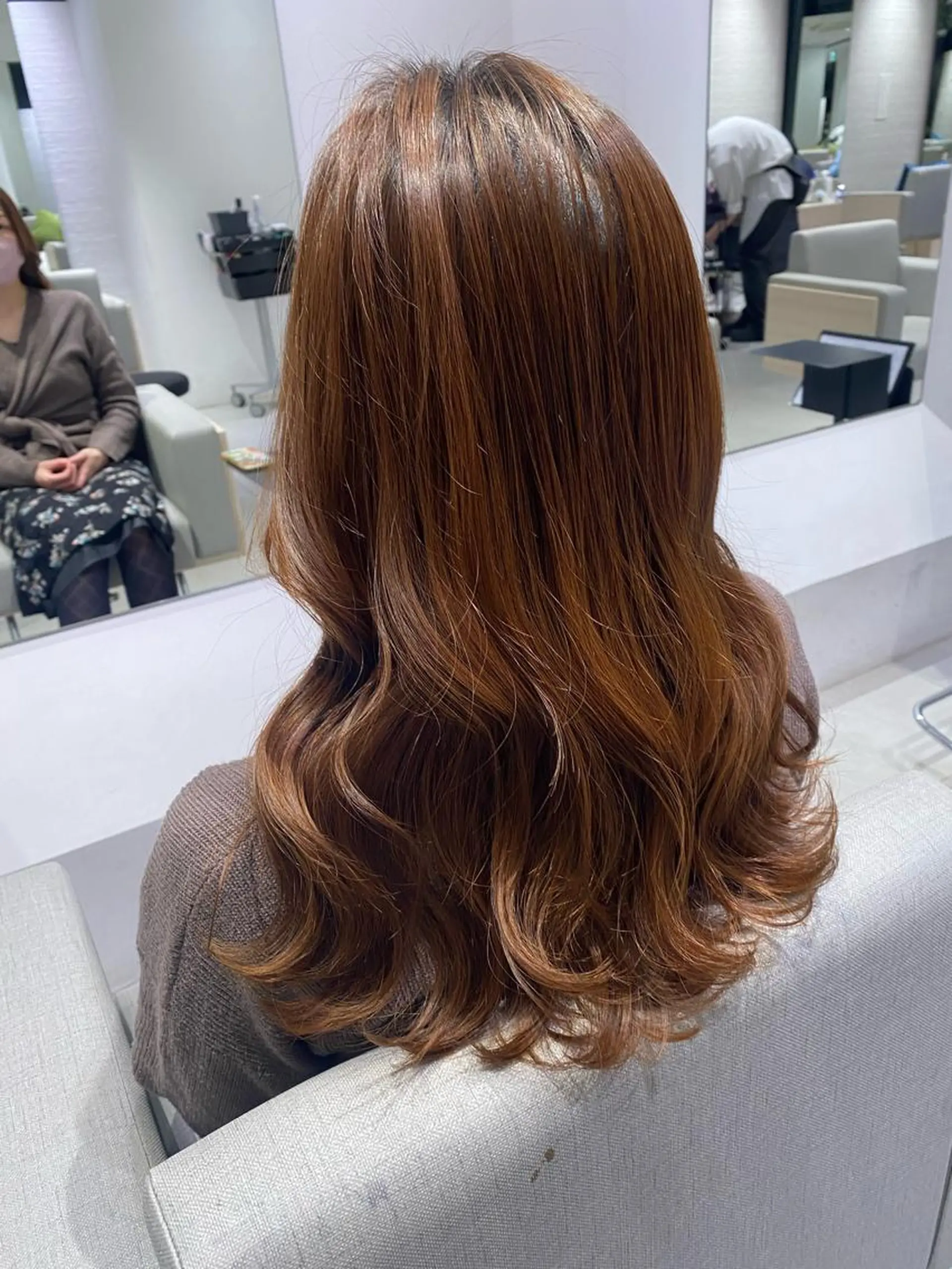 セミロング 銀座/韓国レイヤー/ 艶カラー🍓原田侑依のヘアスタイル