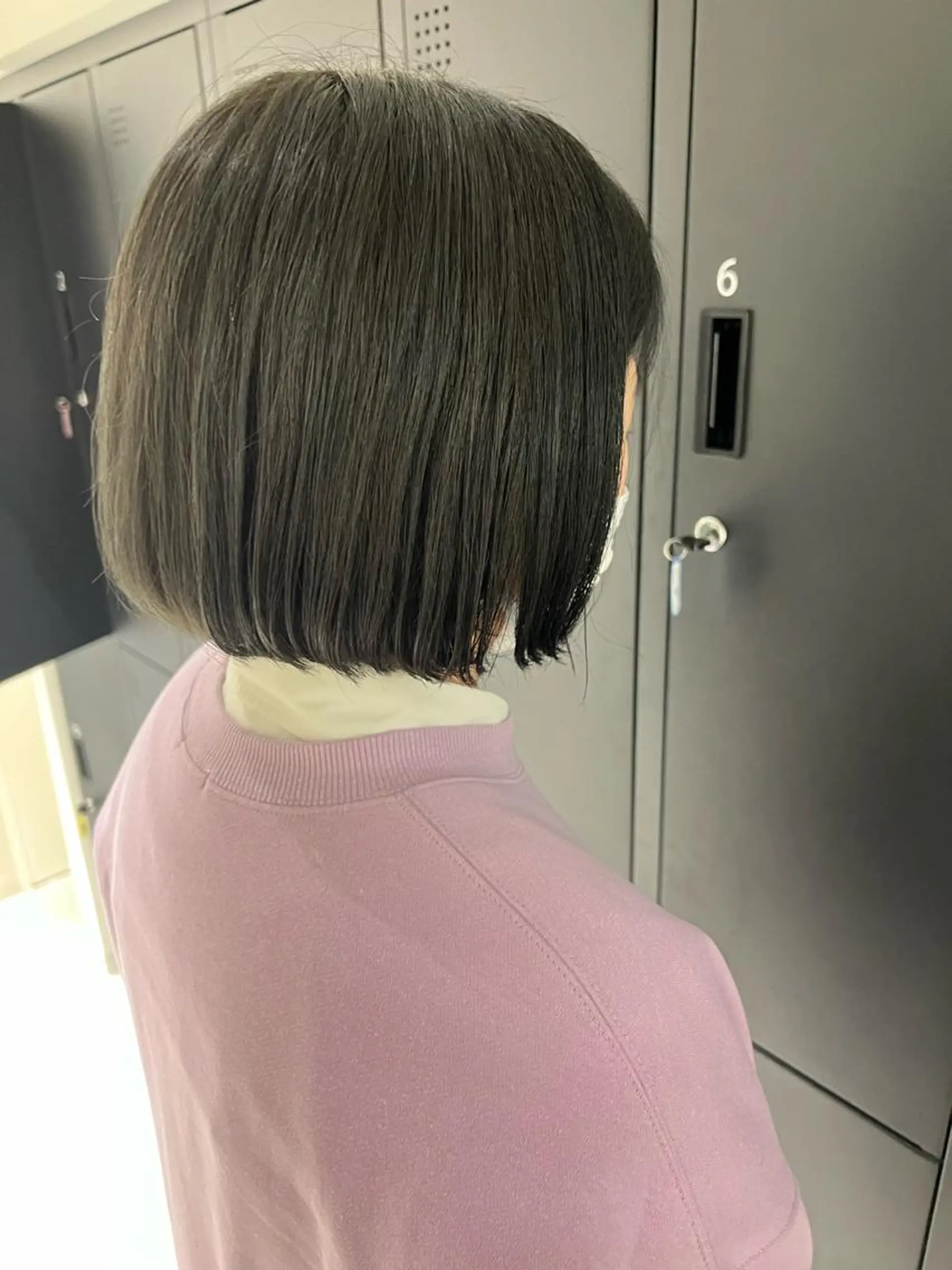 ショート カラー アッシュ 暗髪カラー🫐パーマ おくだりんかのヘアスタイル