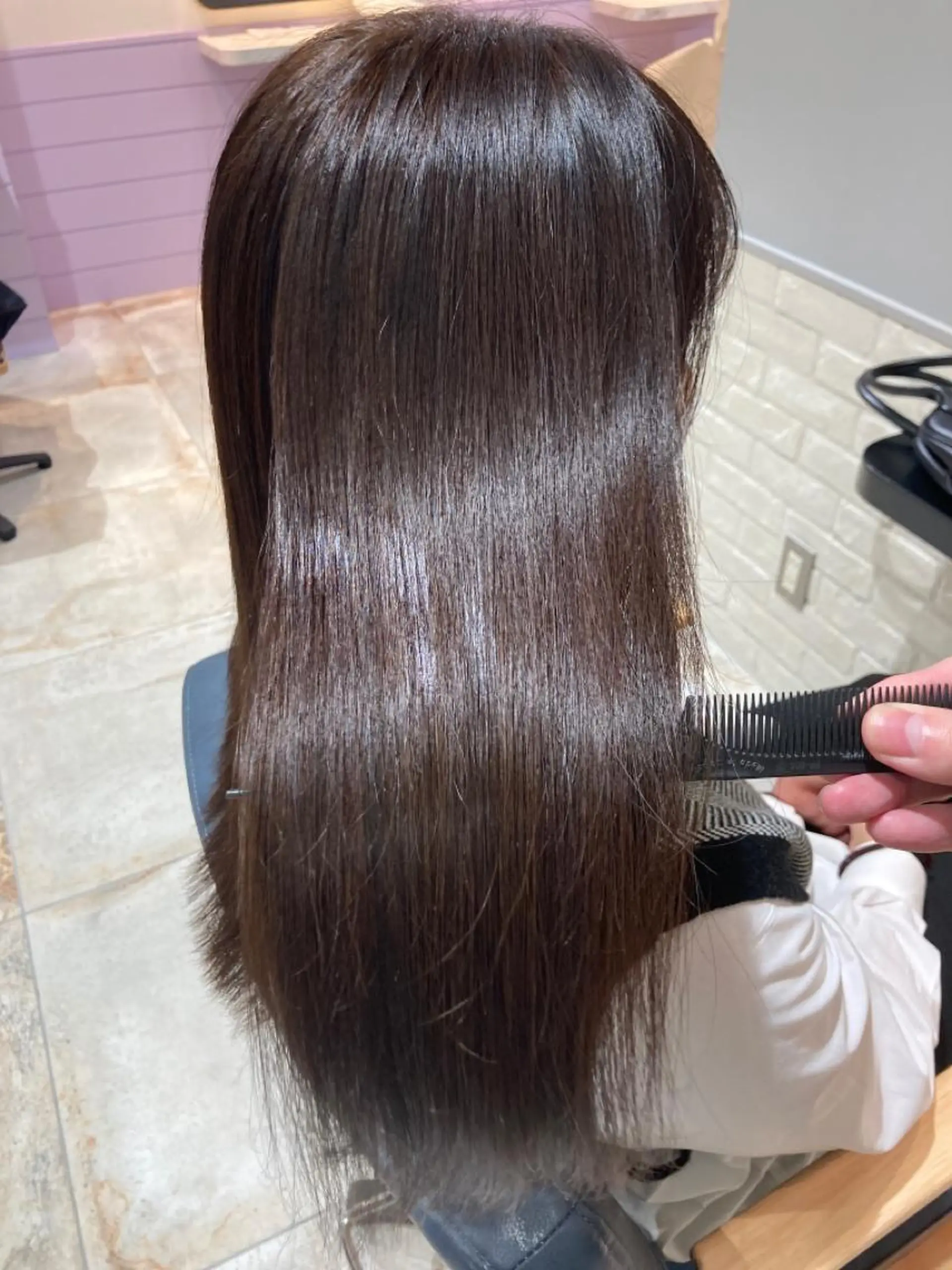 ロング 縮毛矯正 🌱ヘッドスパ🌱 愛衣香🫧のヘアスタイル