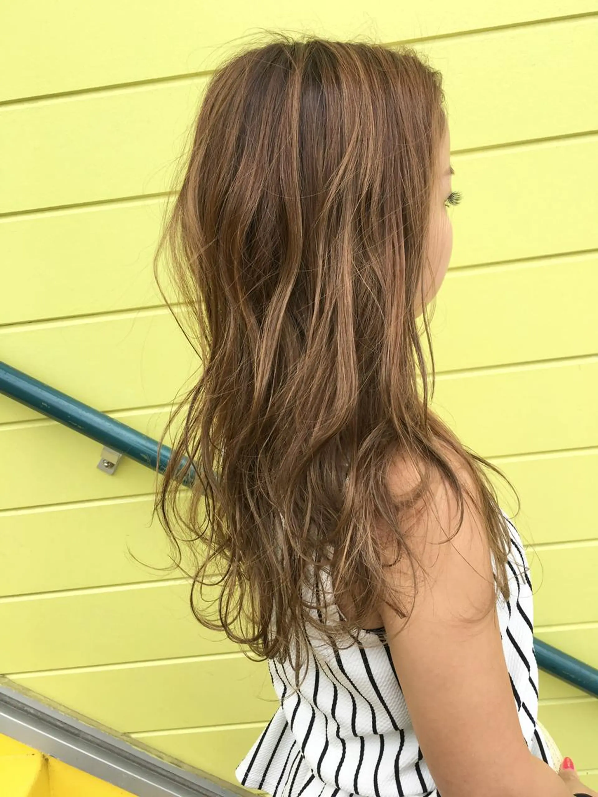 ロング カラー ベージュカラー ハイライトカラー ハイトーンカラー ハイライト ディレクター ノナカのヘアスタイル