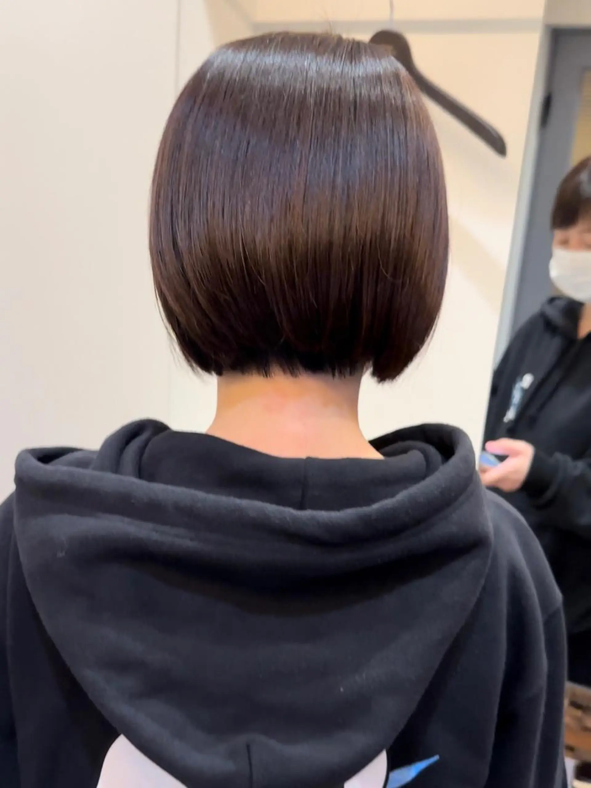 ショート 前田 加奈子のヘアスタイル