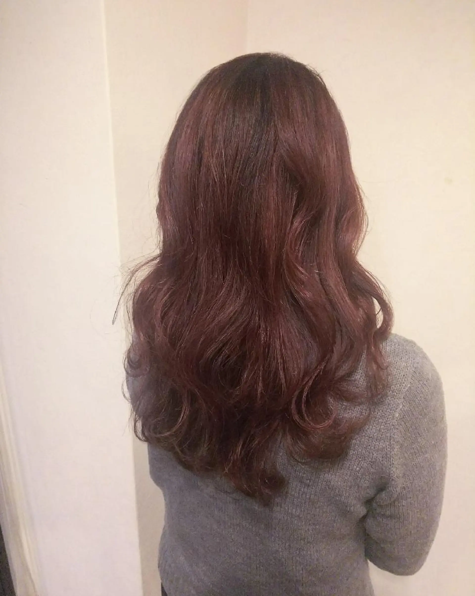 ロング カラー ハイライトカラー ピンクカラー ハイライト RU RIのヘアスタイル