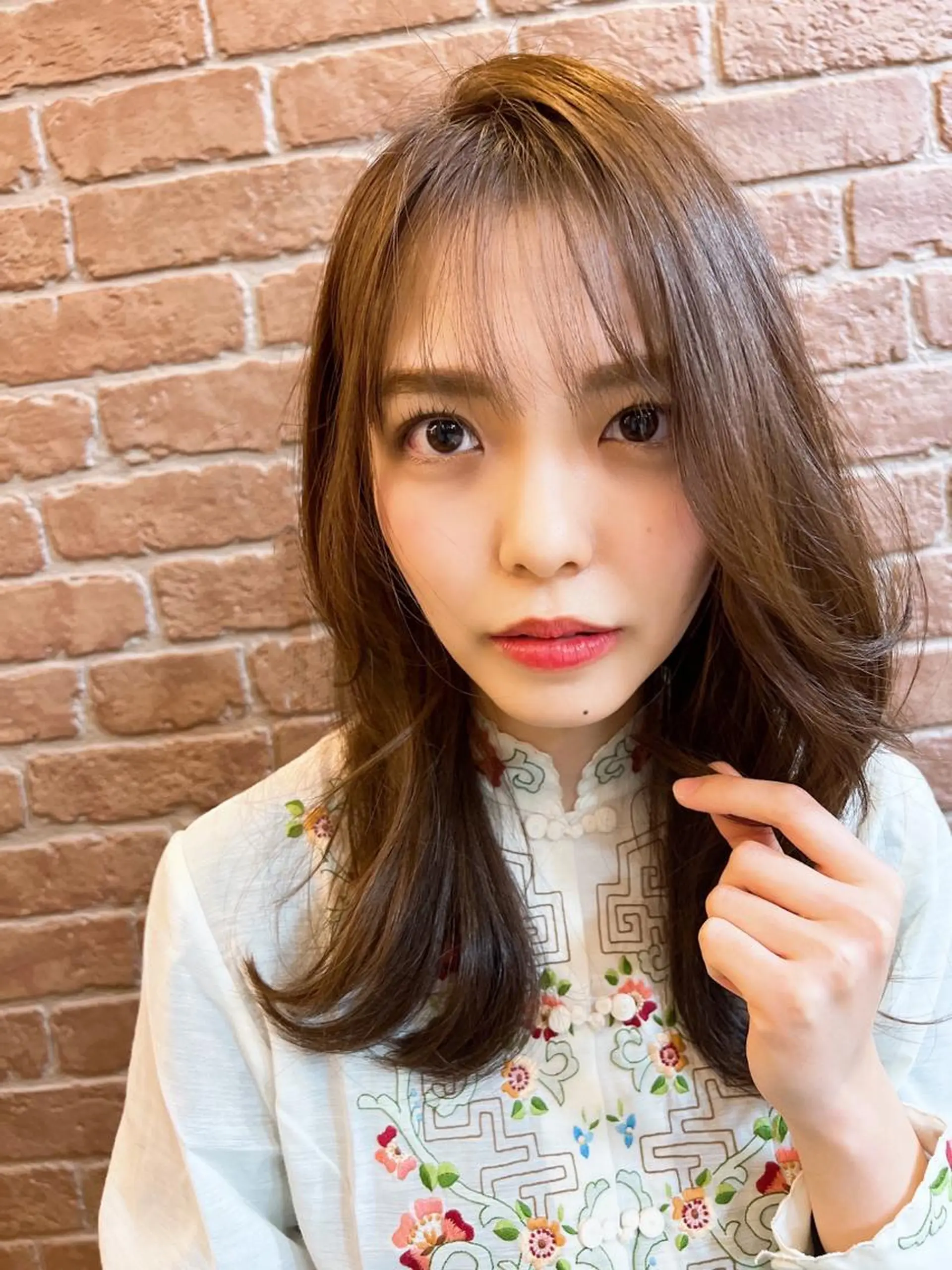 ロング カラー アッシュ ベージュカラー 髪質改善 カット ヘアカラー トリートメント 艶髪専門美容師🏄 kazuレスlessのヘアスタイル